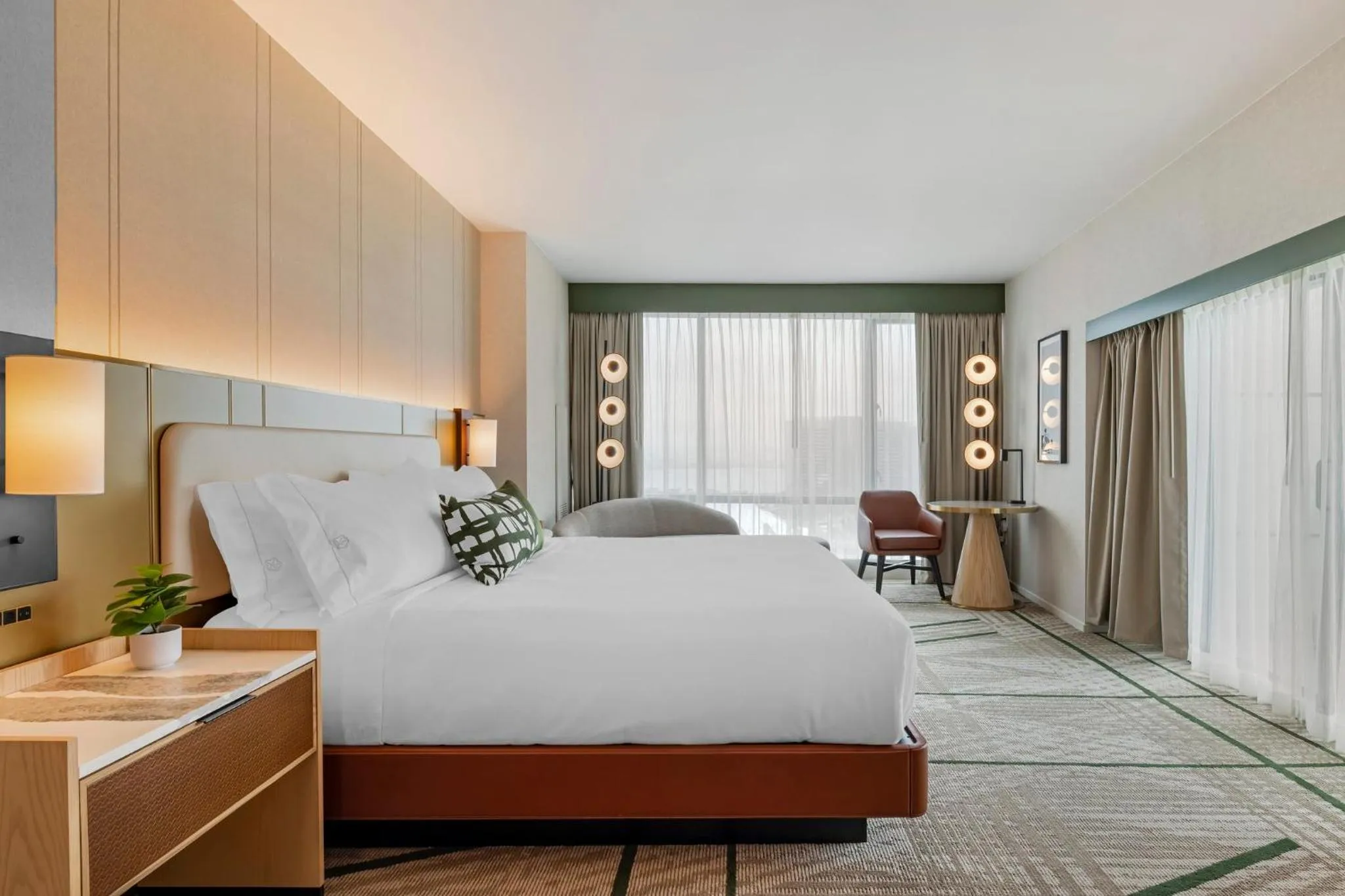 Photo of the whole room, Bed in Omni San Diego Hotel at the Ballpark