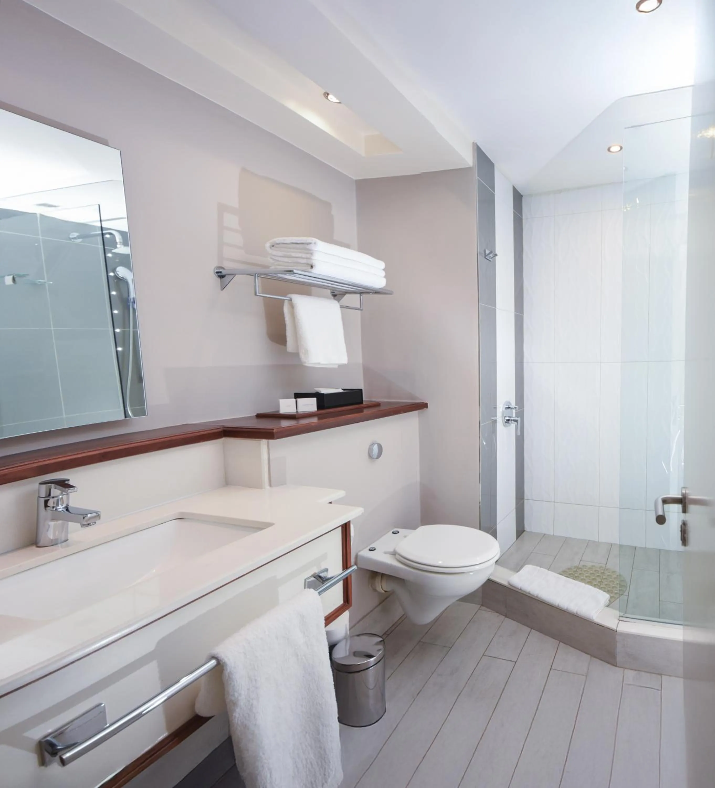 Shower in Riverside Sun