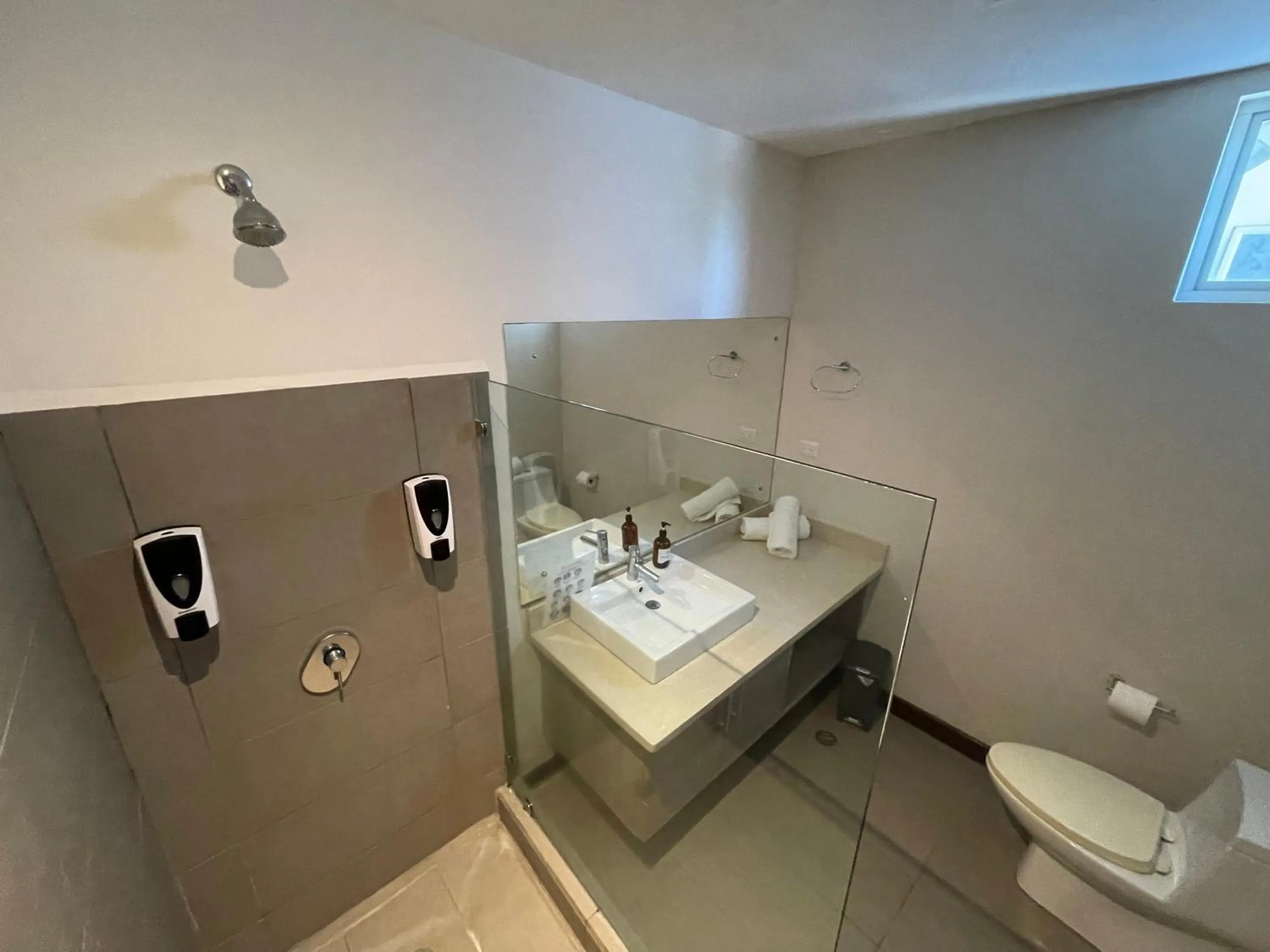 Toilet in Puerto Azul Hotel