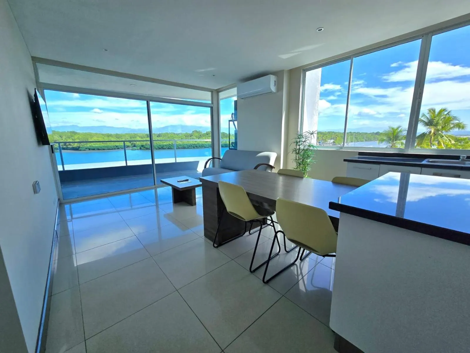 Living room in Puerto Azul Hotel