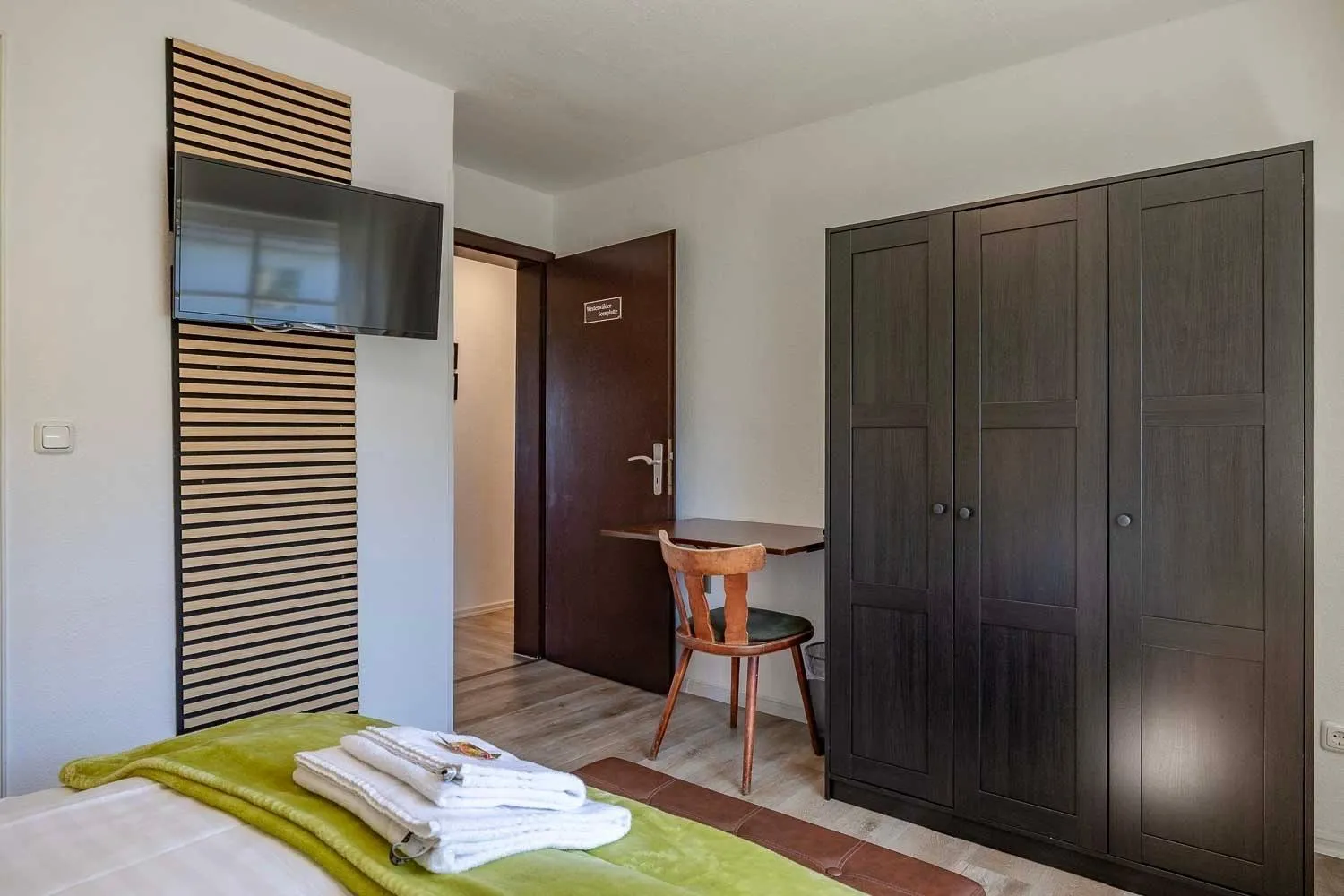 Photo of the whole room, Bed in Landgasthof Zum Dorfkrug