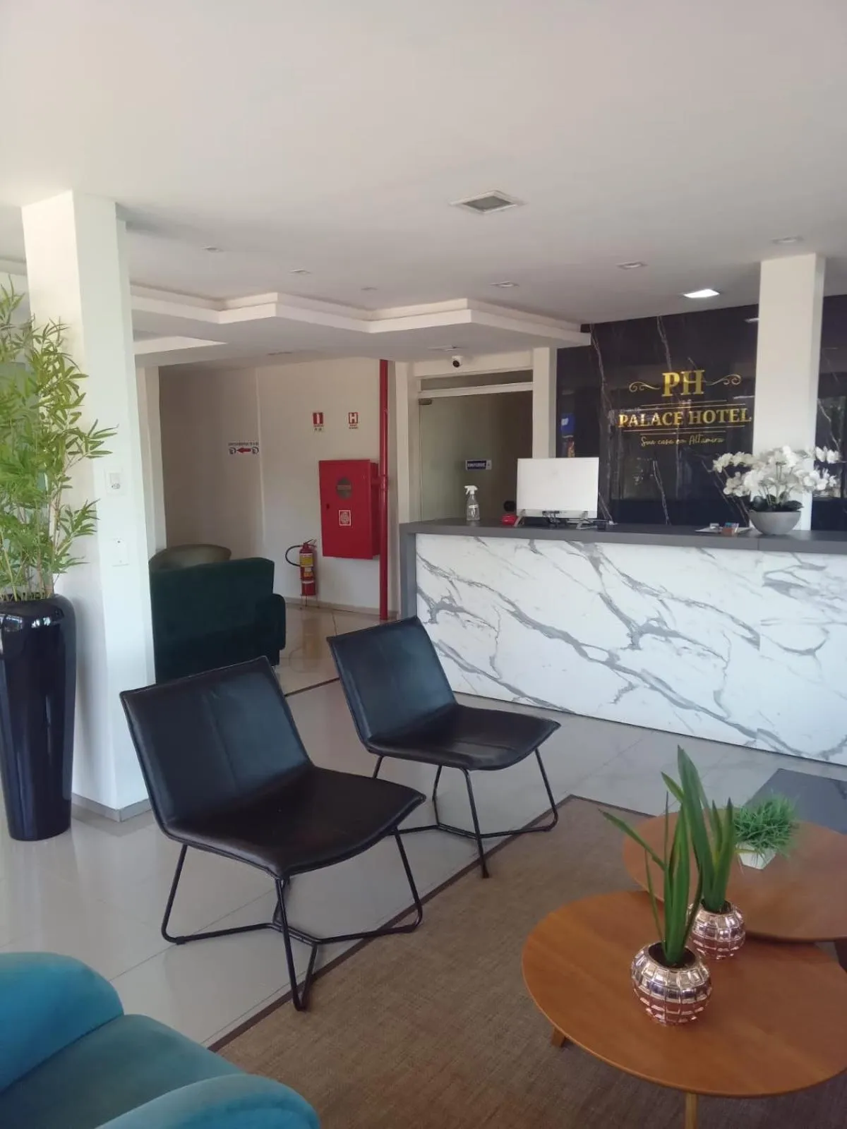 Living room in Palace Hotel