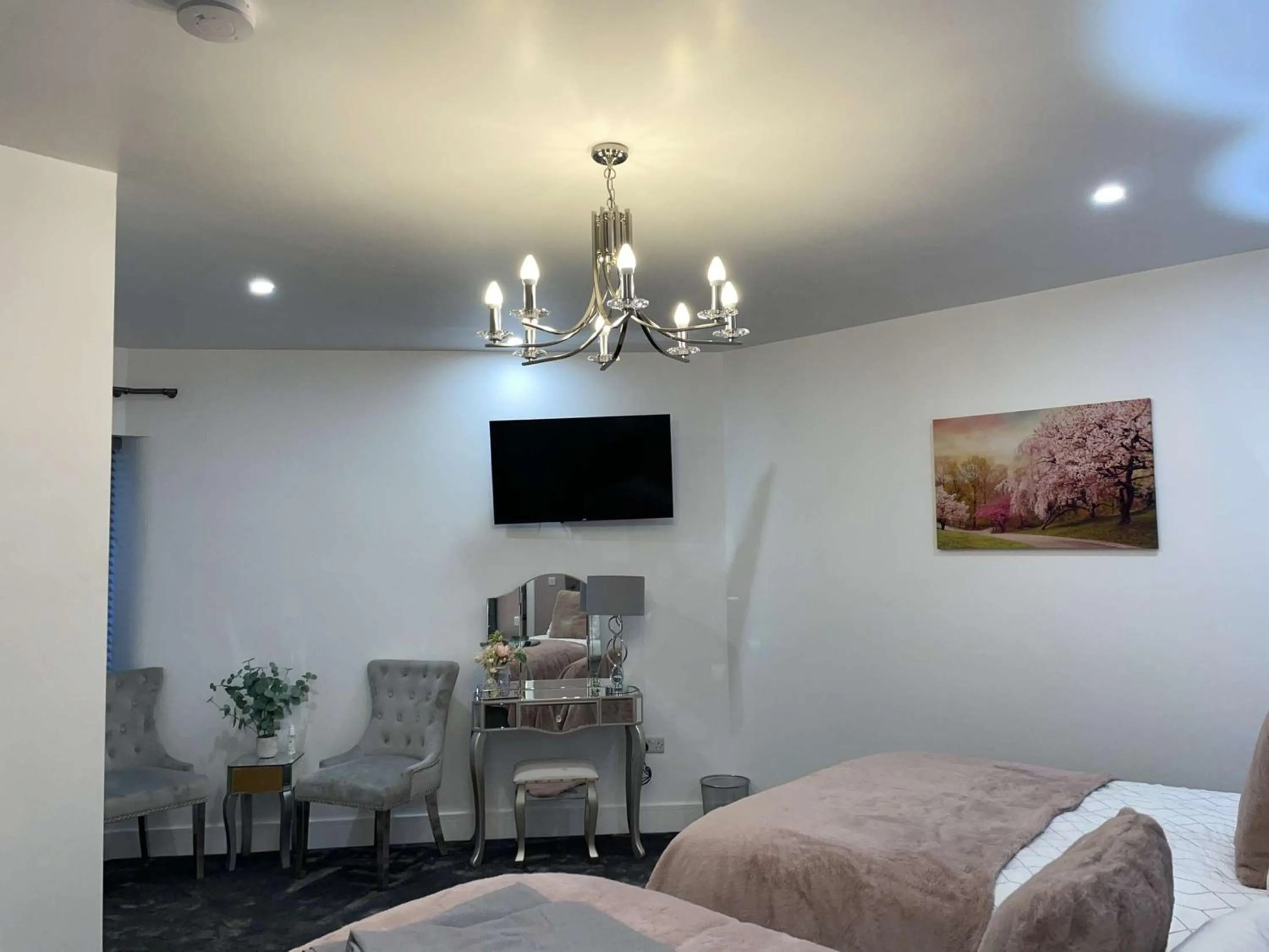 Bed in Atlantic Lodge, Main Street Ardara