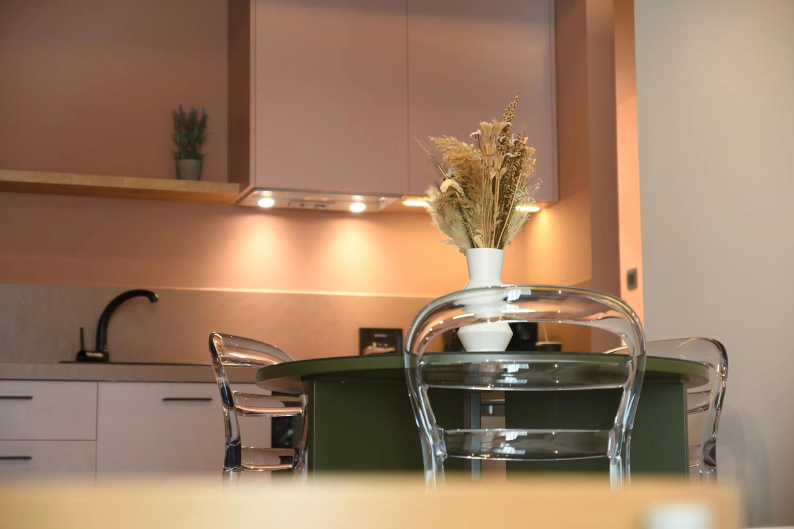 Dining area in Pavo Art Hotel