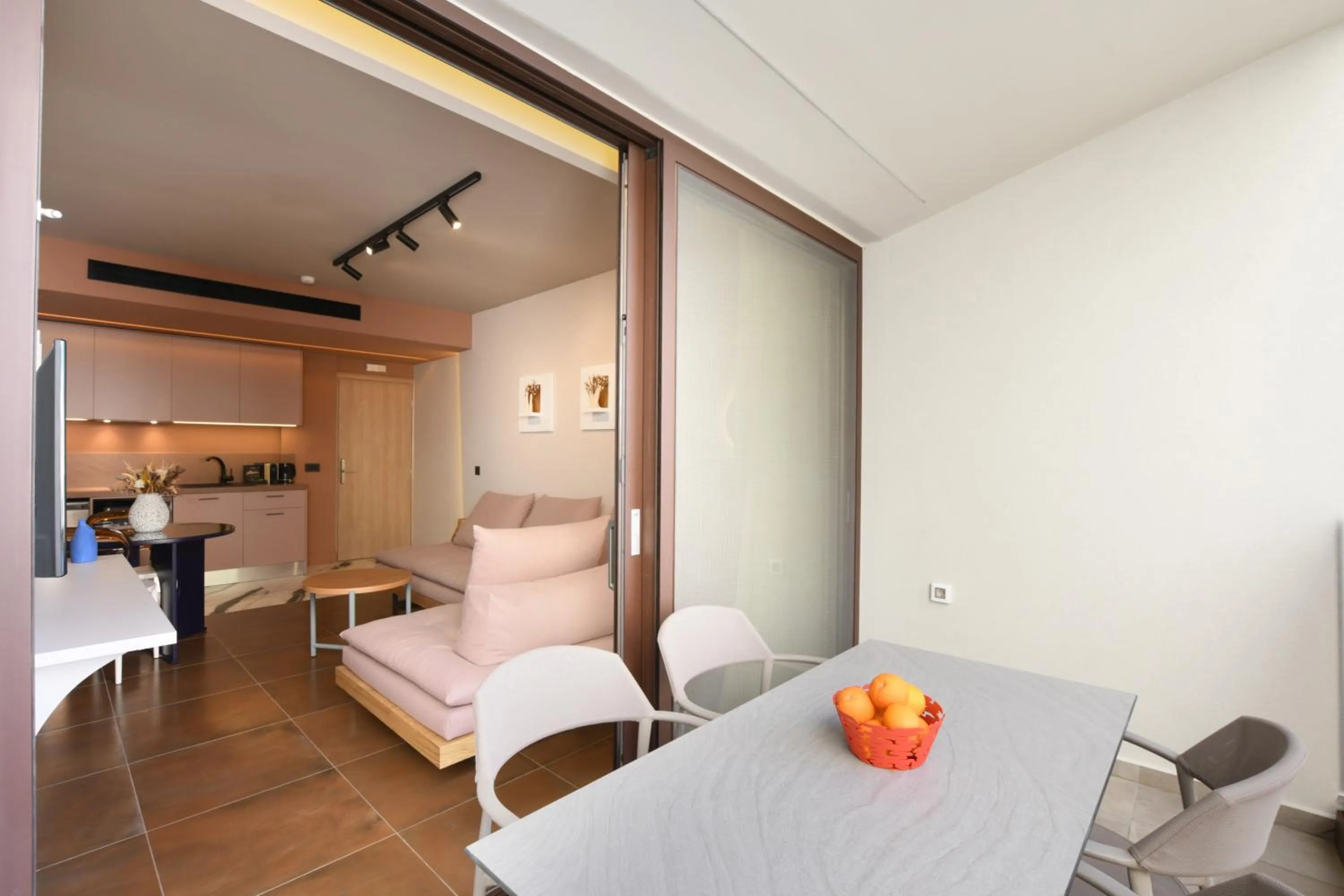 TV and multimedia, Bed in Pavo Art Hotel