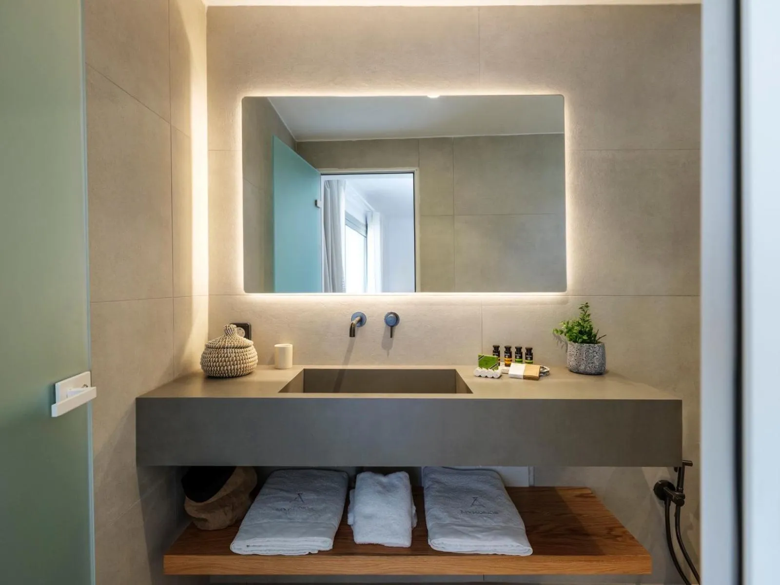 Bathroom in Adama Mykonos Boutique Hotel