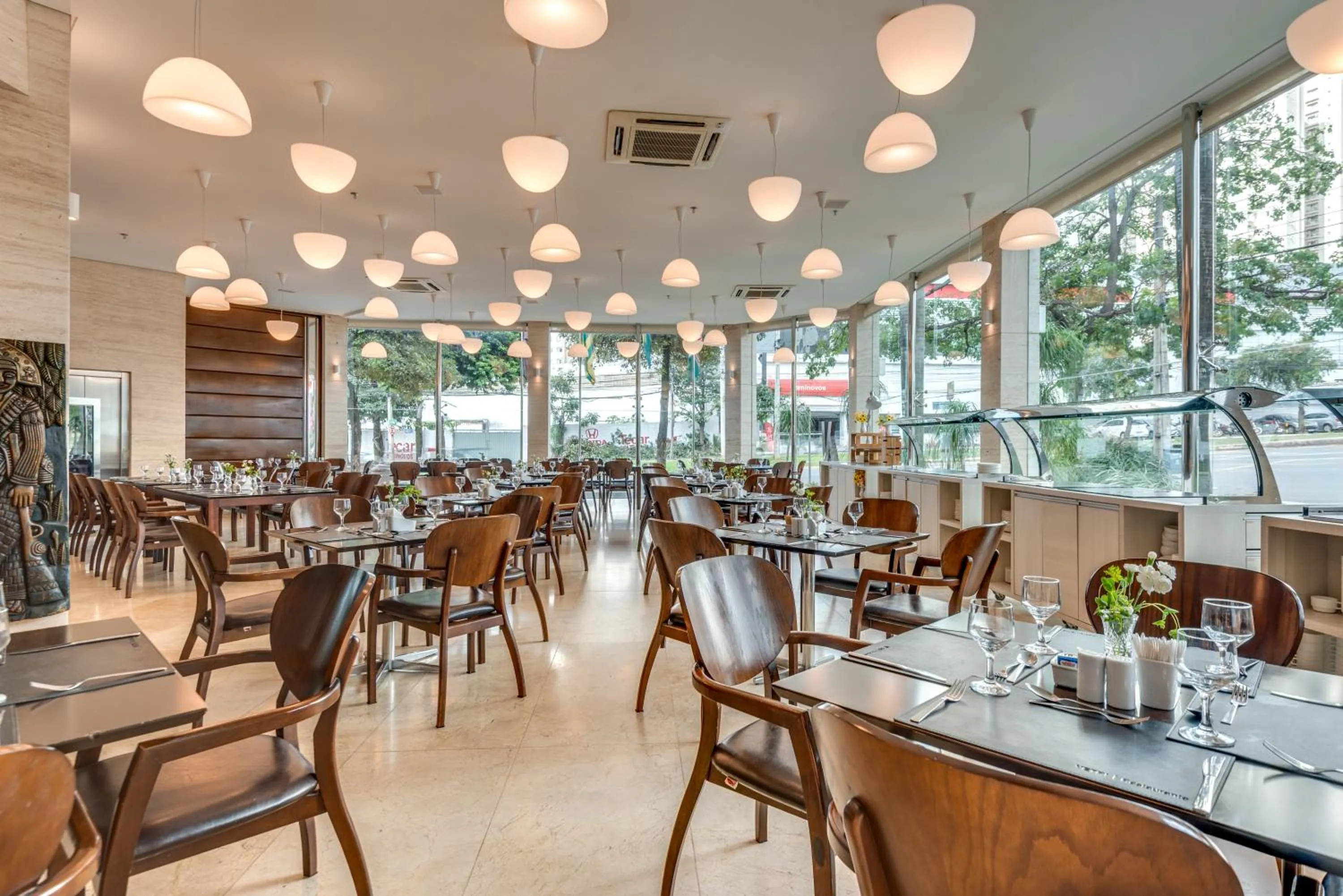 Restaurant/places to eat in K Hotel