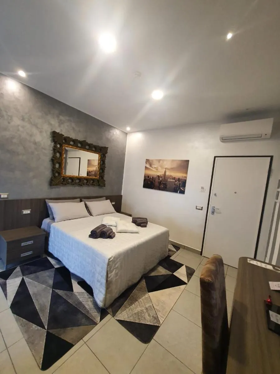 Bed in Foresterie Lombarde B&B Villa Ambra