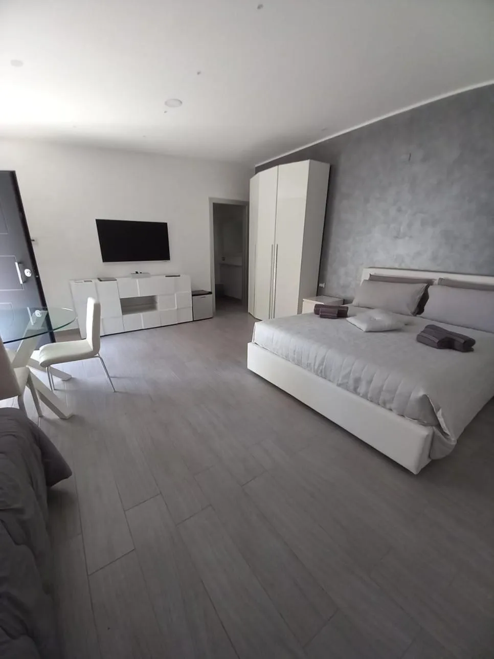 Bed in Foresterie Lombarde B&B Villa Ambra