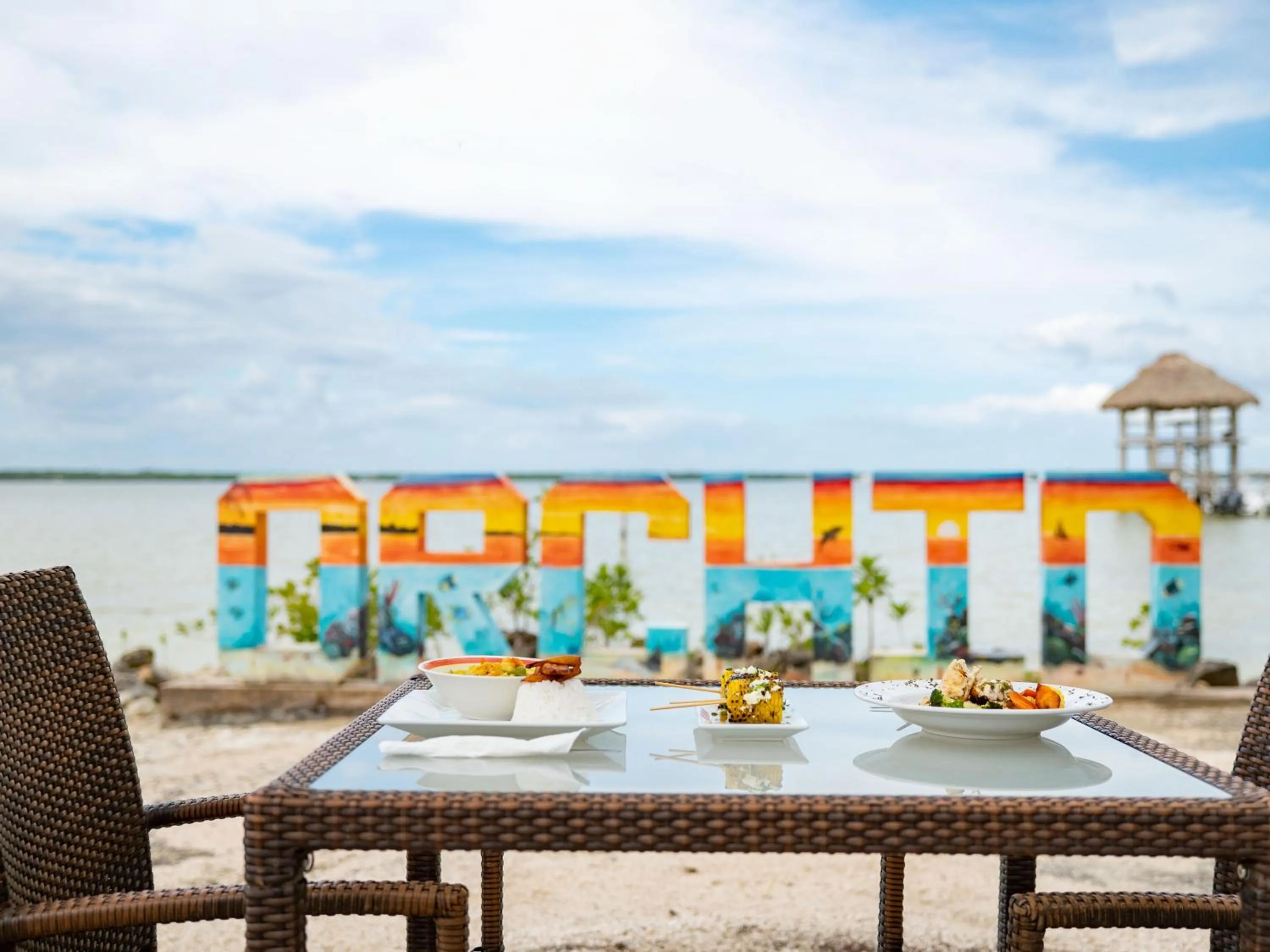 Restaurant/places to eat in Orchid Bay Resort