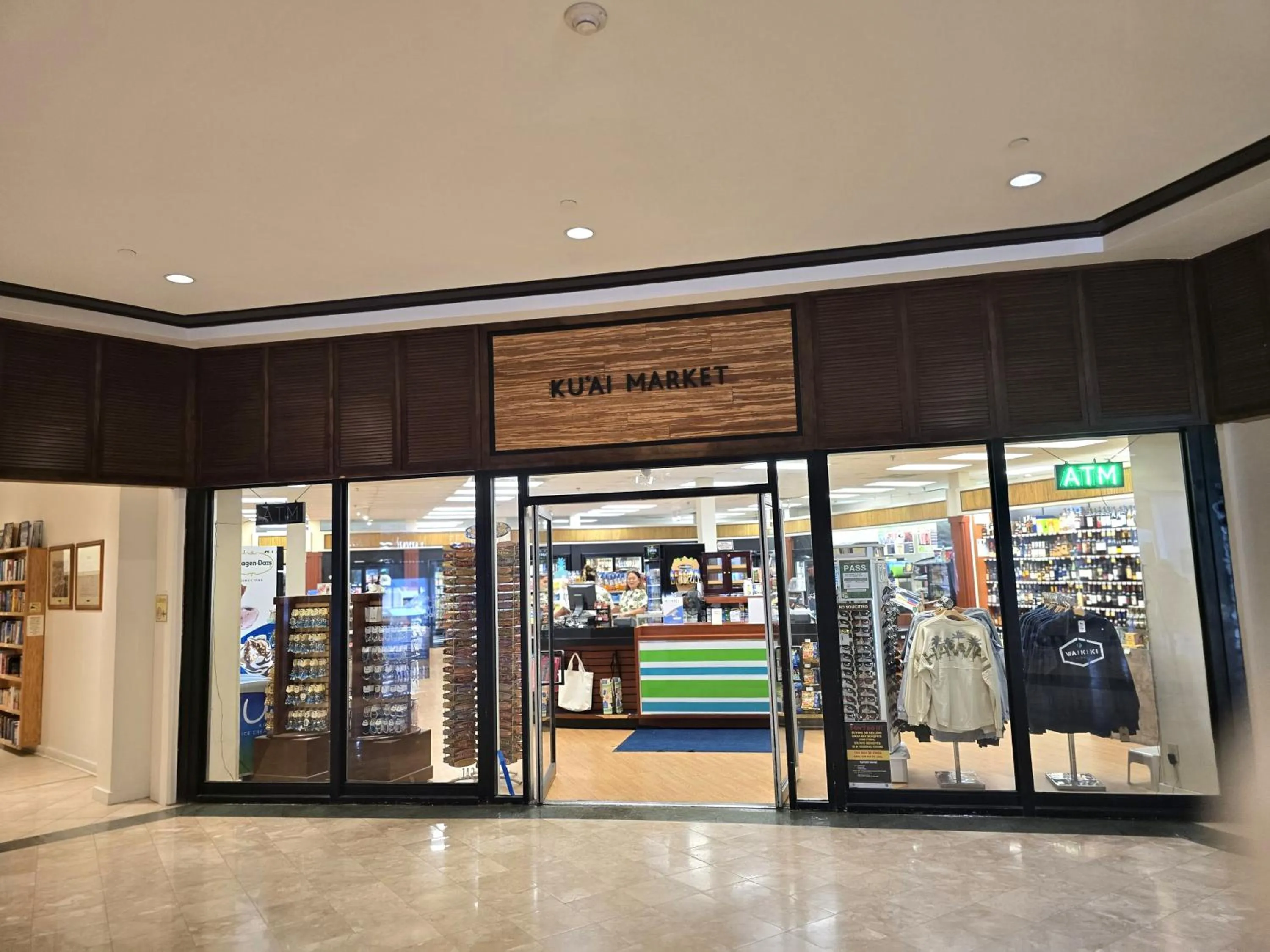 New Aloha Waikiki Ilikai Hotel Condo Free Parking