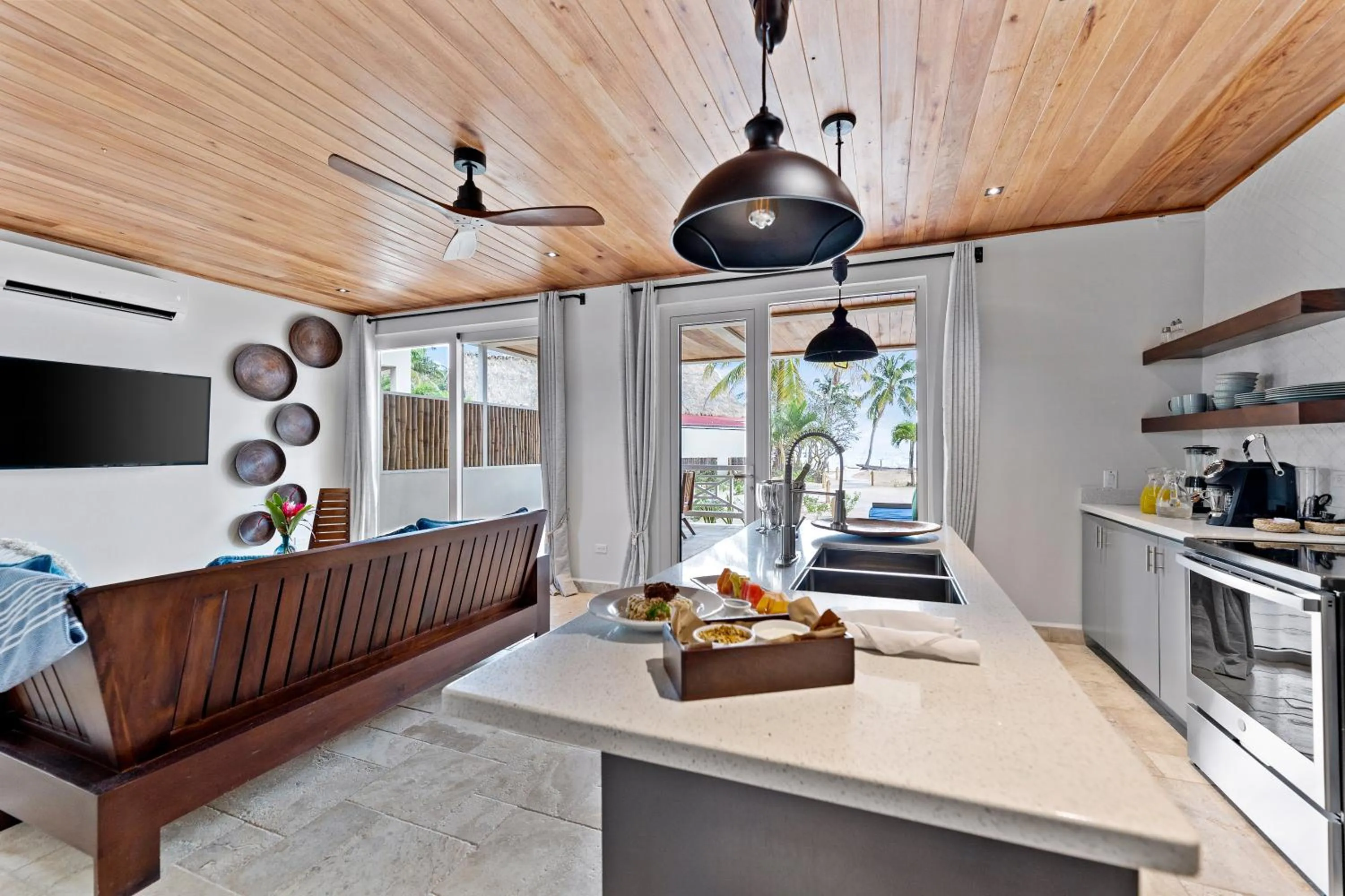 kitchen in The Lodge at Jaguar Reef