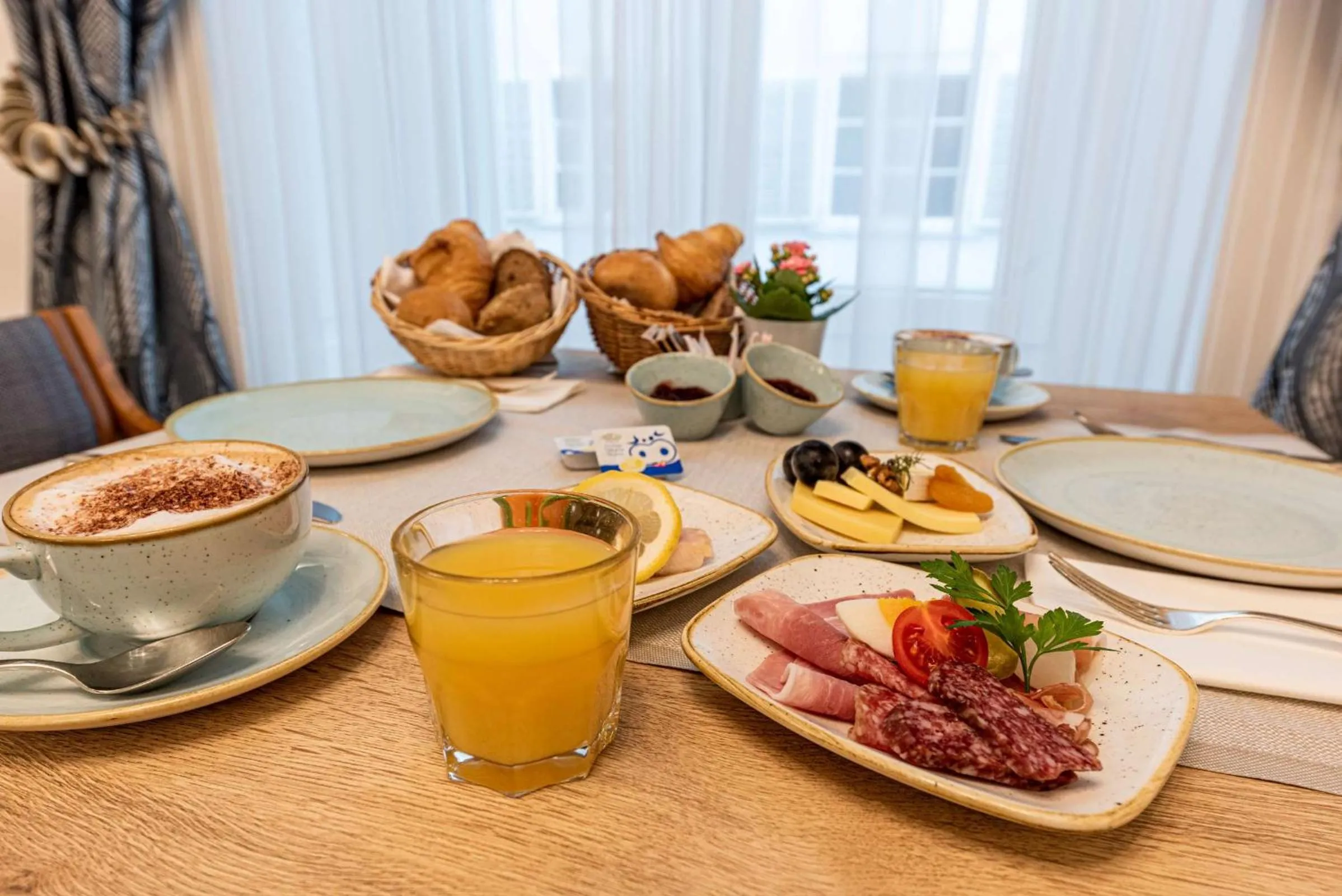 Continental breakfast in Hotel Stern Chur