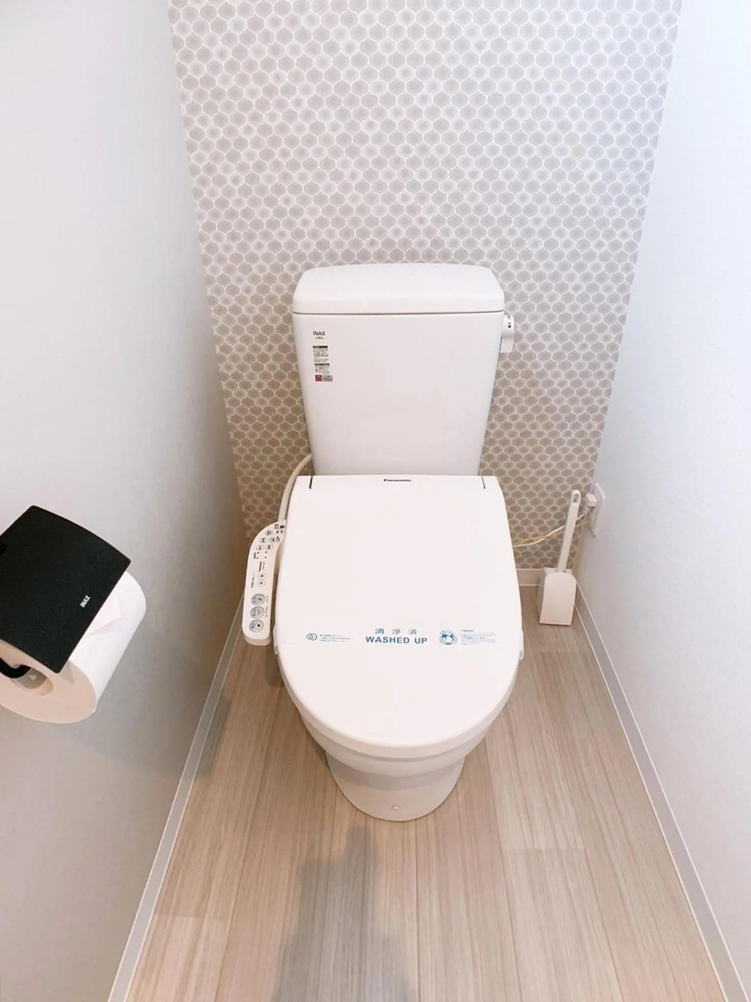 Bar & Hotel Colors MIYAJIMA