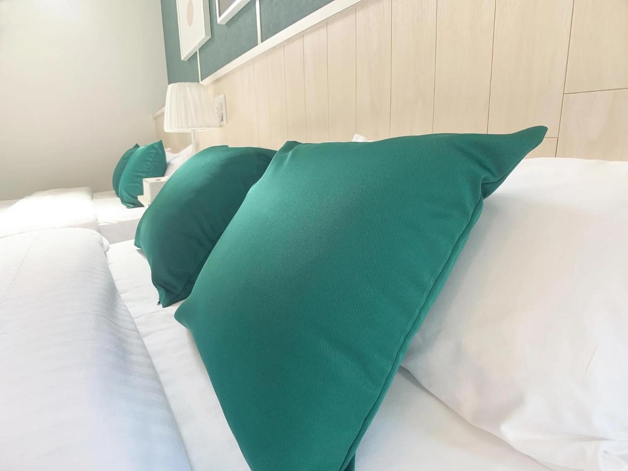 Bed in Bar & Hotel Colors MIYAJIMA