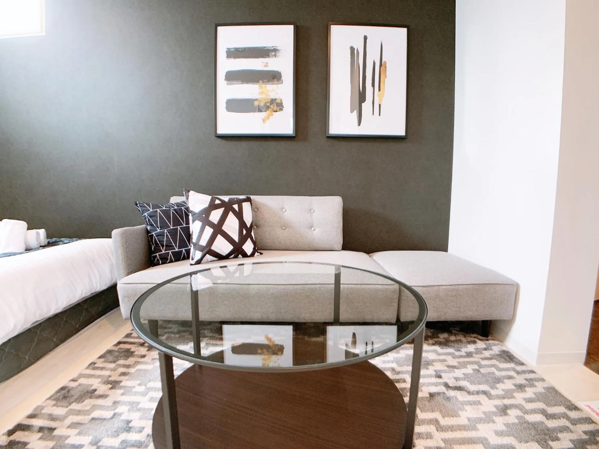 Bar & Hotel Colors MIYAJIMA