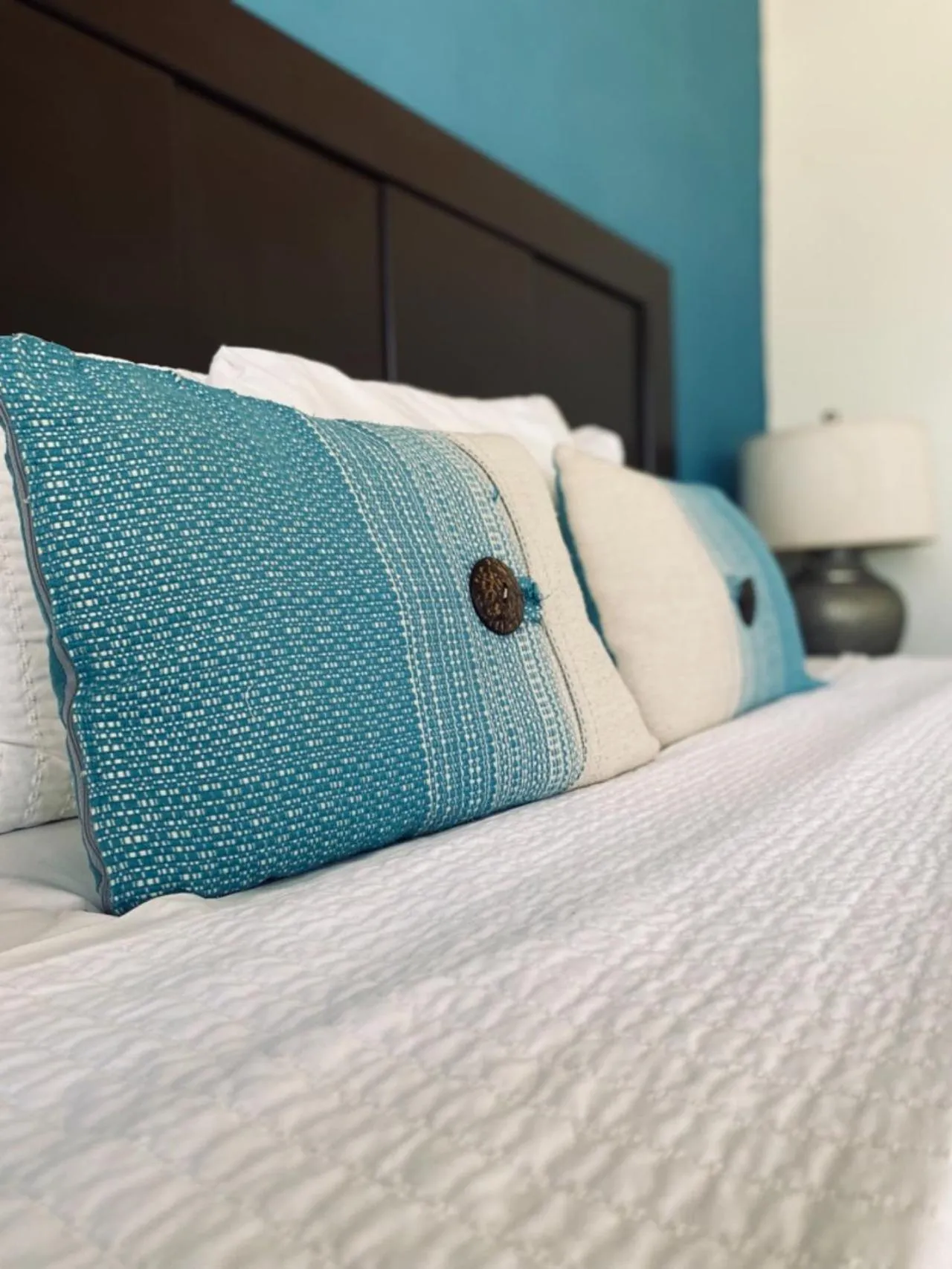 Bed in Vista Las Olas Resort