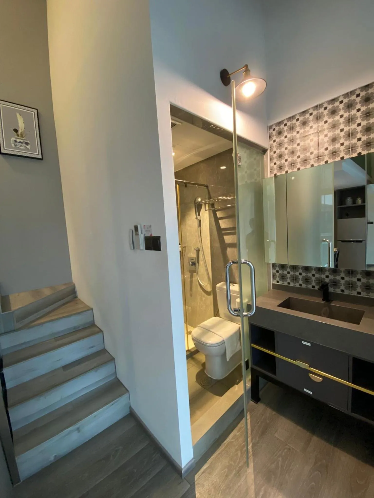 Raffles Loft (with Deluxe Balcony and Iconic MBS View) in Heritage Collection on Boat Quay - Quayside Wing - Mobile App Check-In