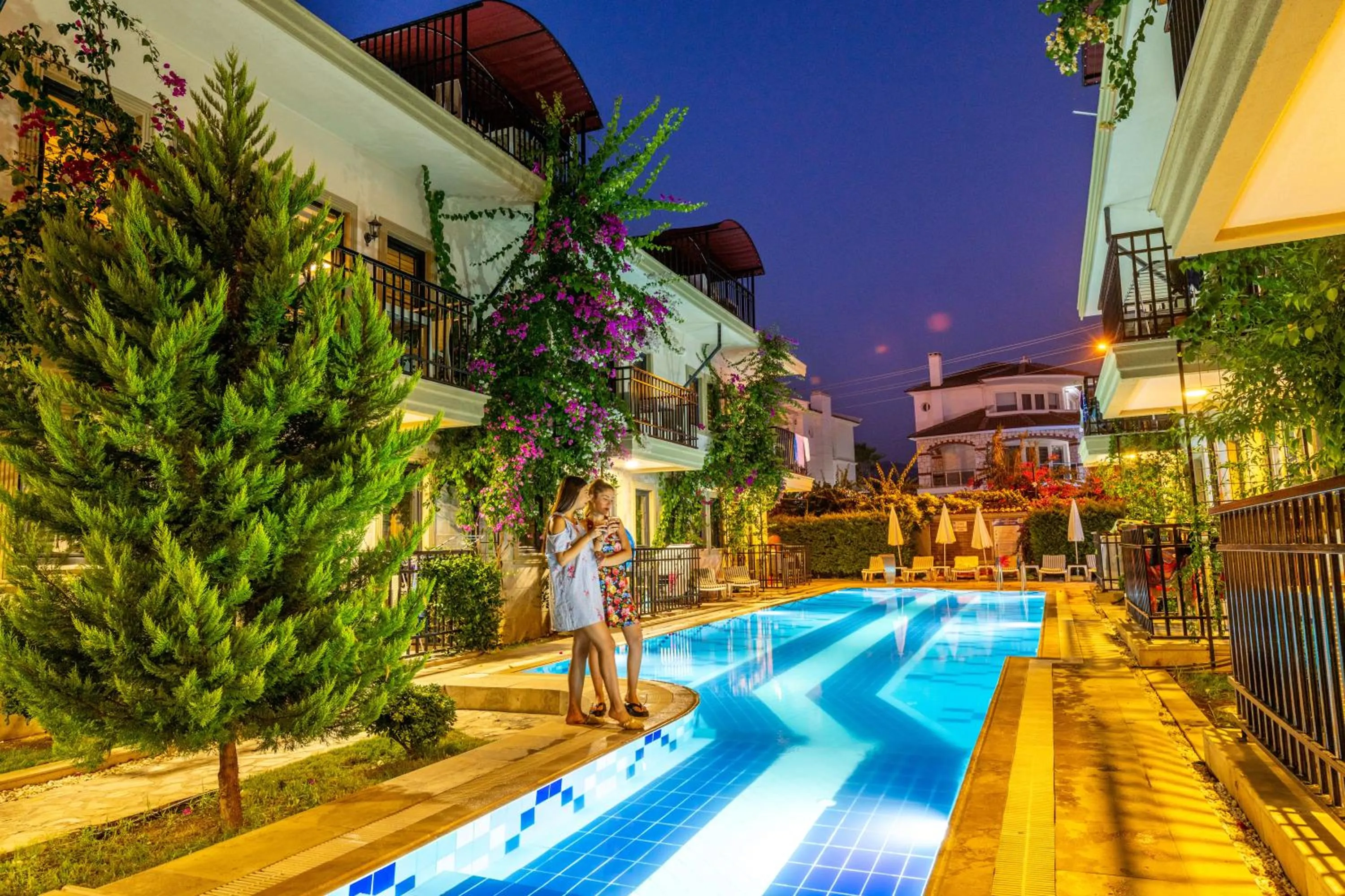 Night in Yaşam Park Apart Hotel - Fethiye Calis Beach