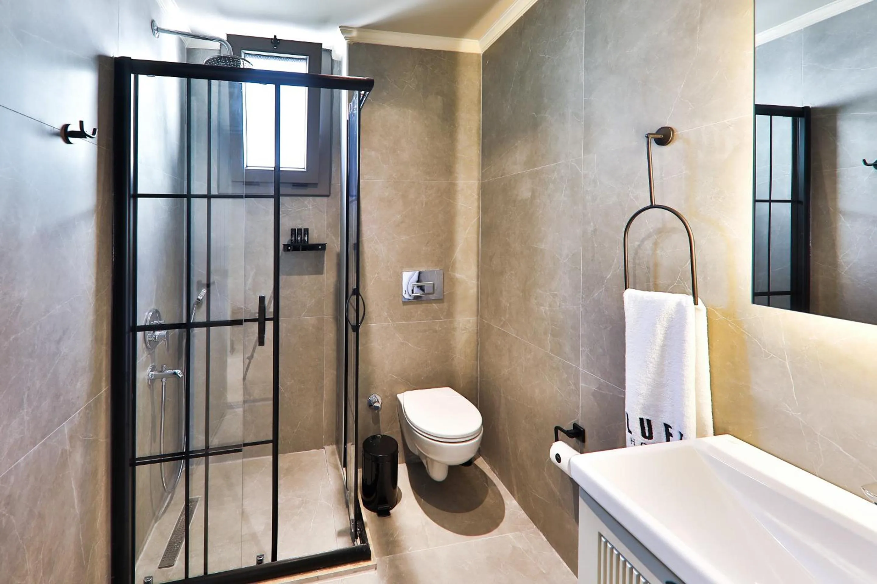 Toilet in Luff Suites