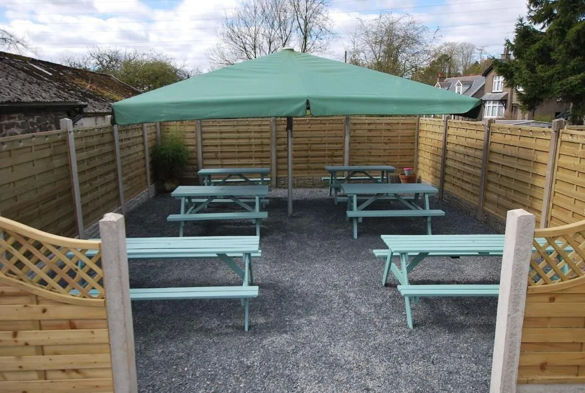 Garden in the punchbowl hotel