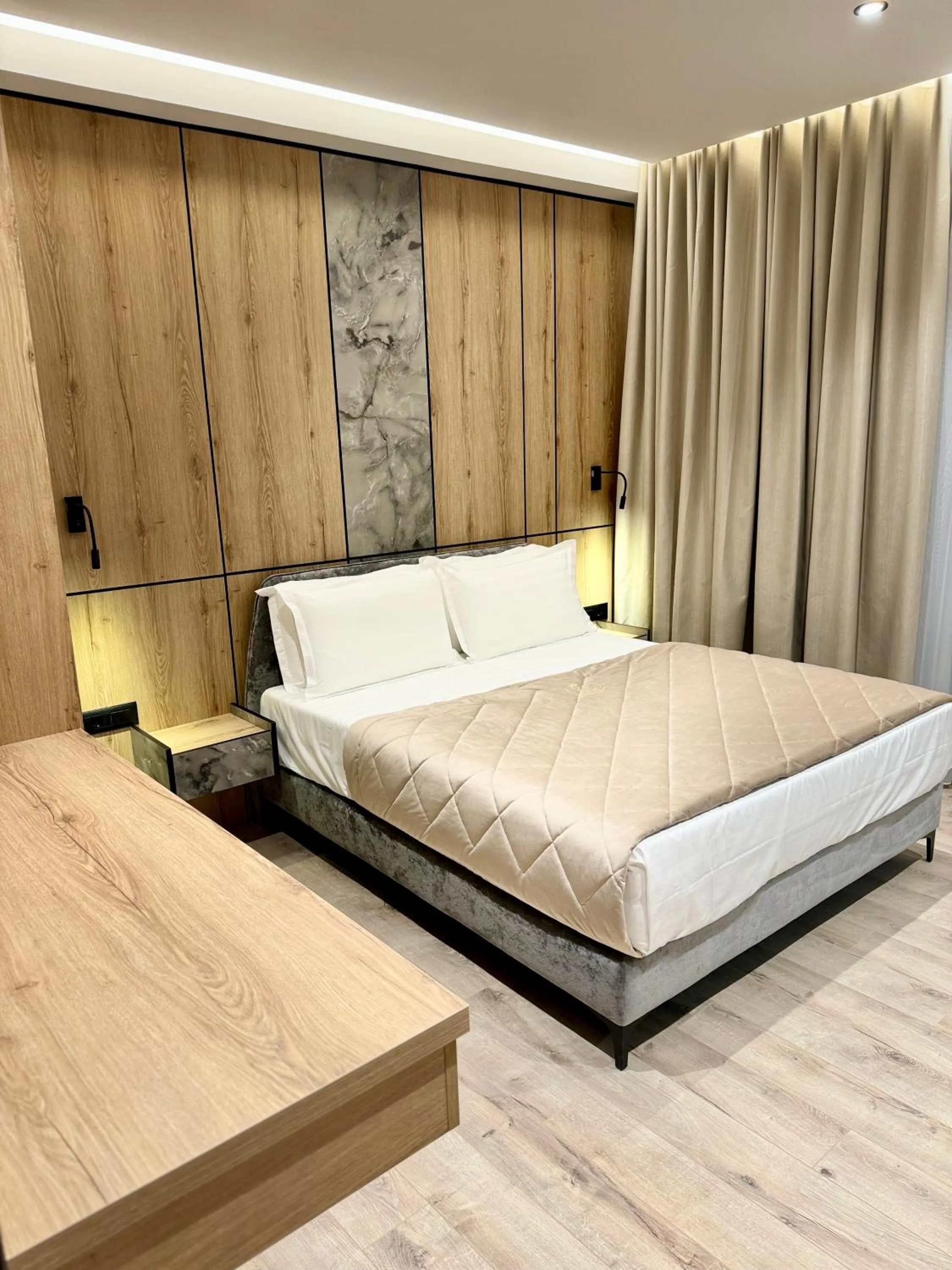 Bed in Hotel Joni Premium