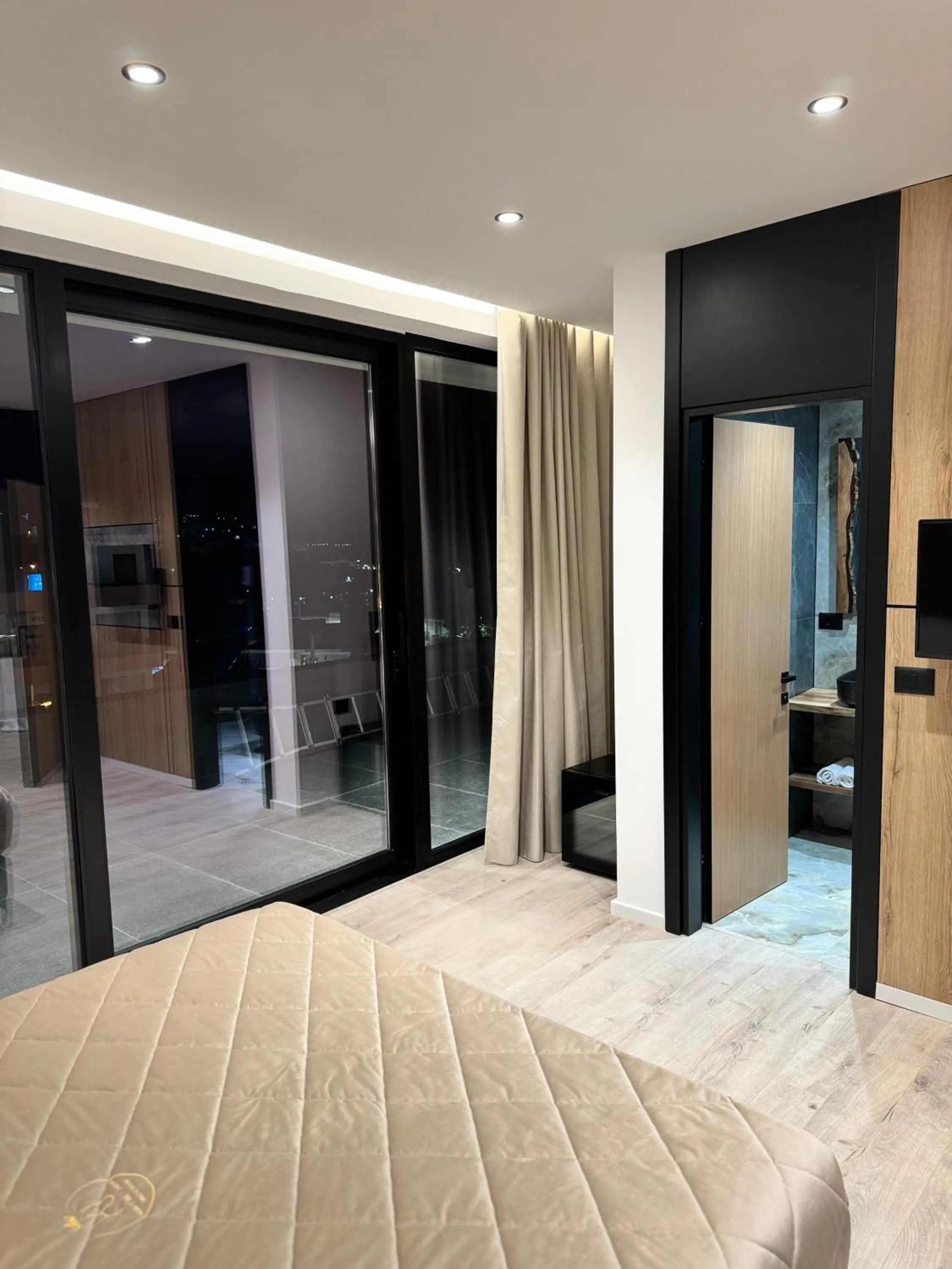 Bed in Hotel Joni Premium