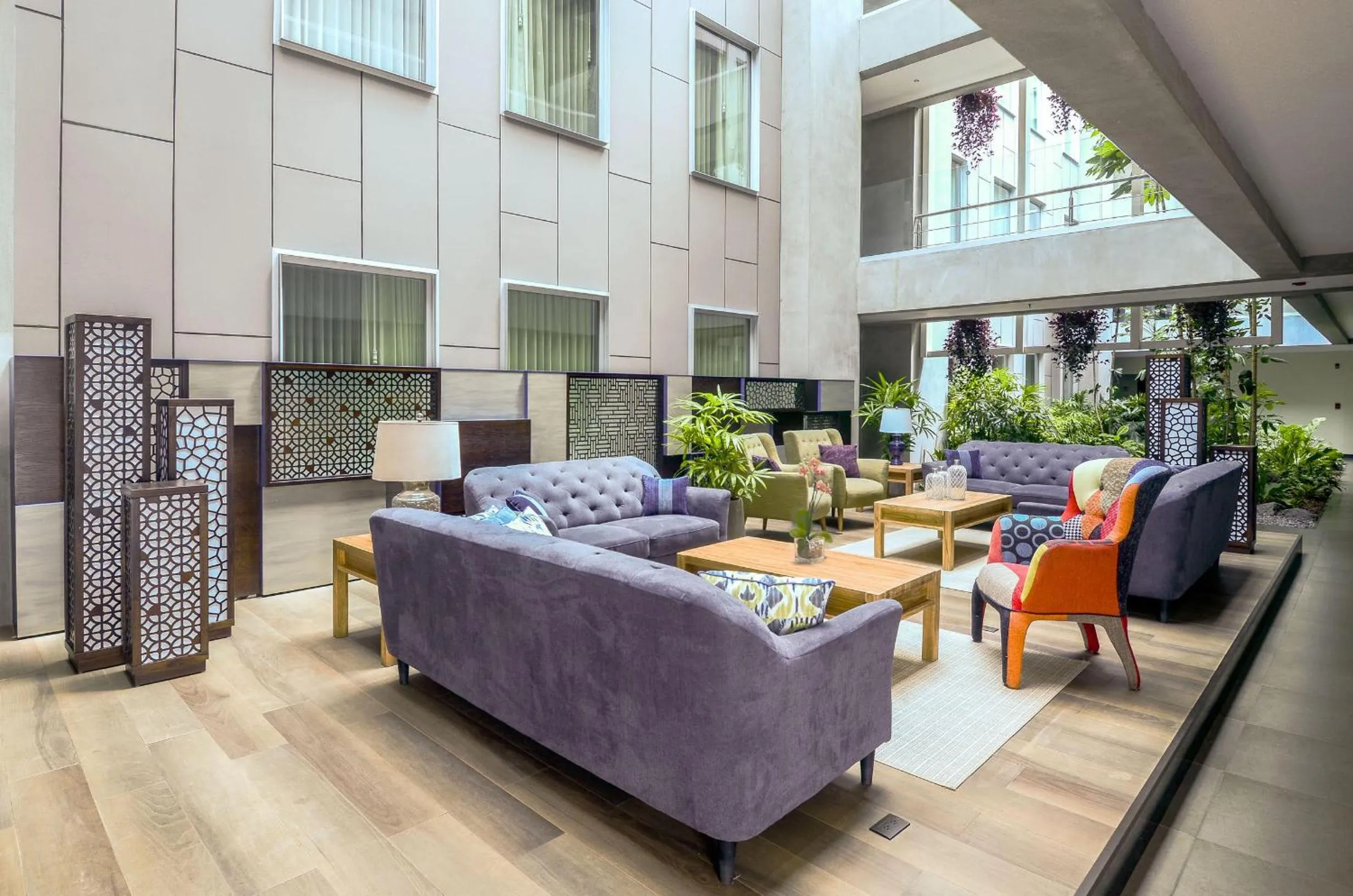 Communal lounge/ TV room in Isla Verde Hotel