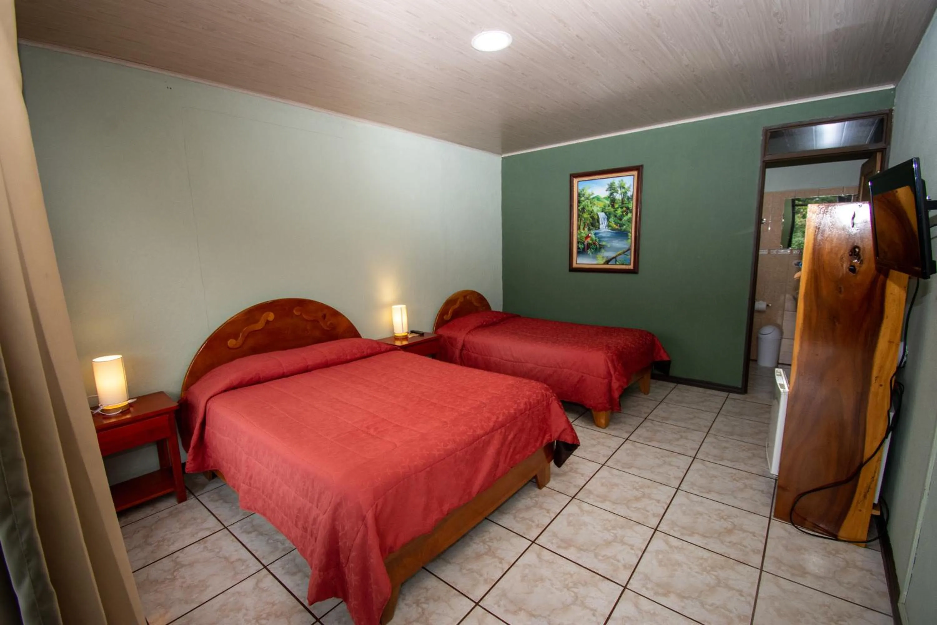 Bed in Cabinas Eddy B&B