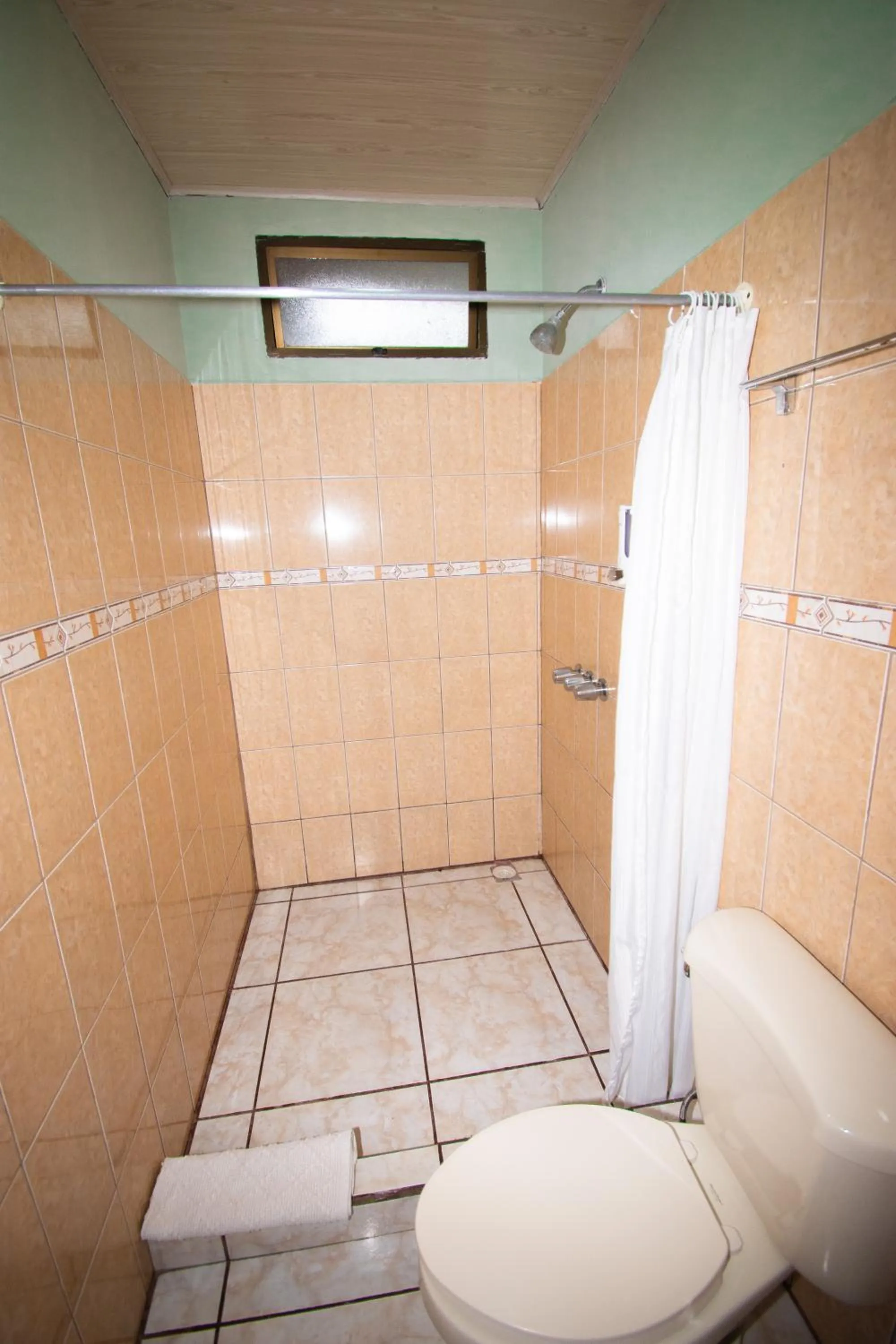 Shower in Cabinas Eddy B&B