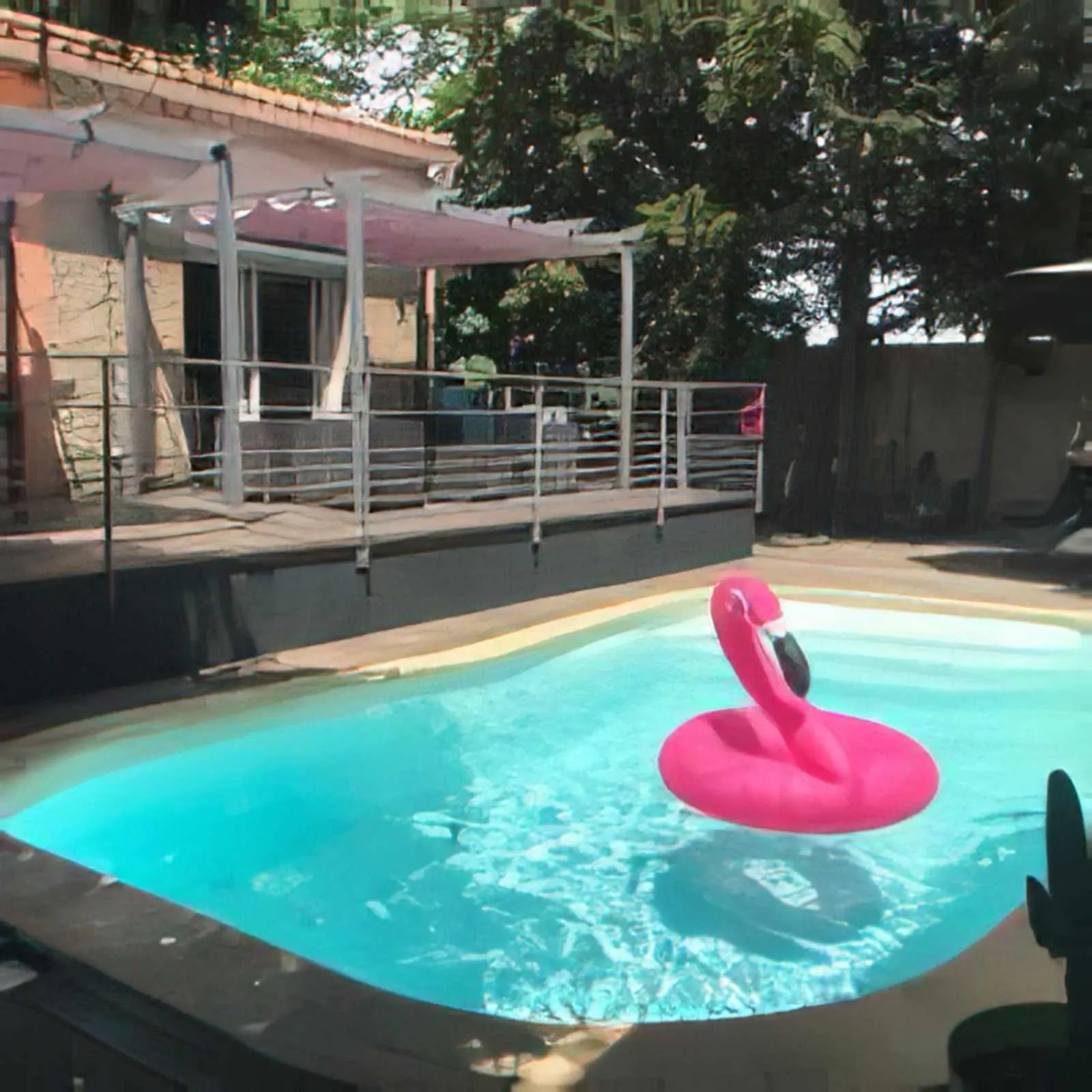 Swimming pool in Allegria Nimes Chambre Deluxe Spa