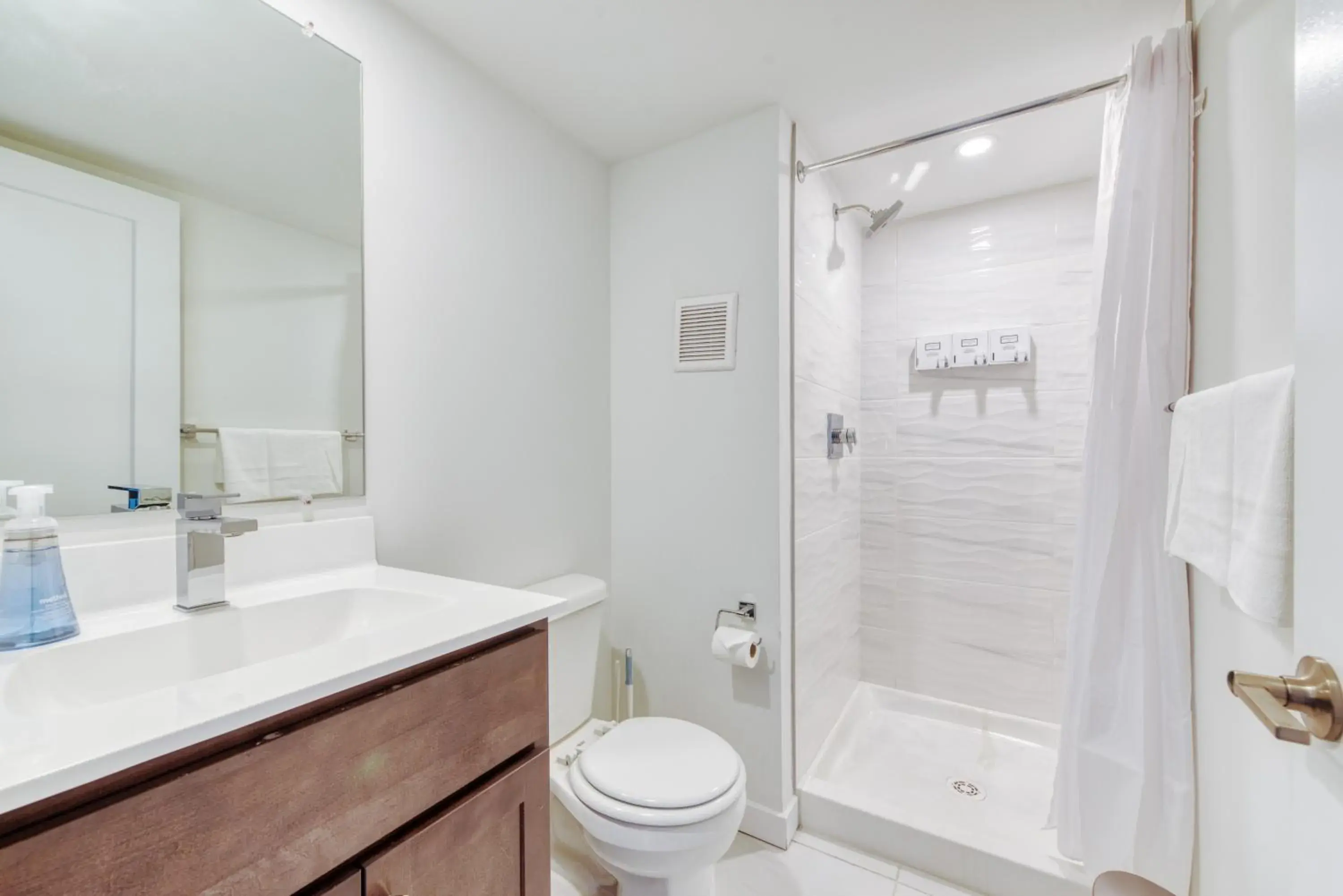 Deluxe Apartment in Sosuite at West Lofts - West Philadelphia Deluxe Apartment in Sosuite at West Lofts - West Philadelphia