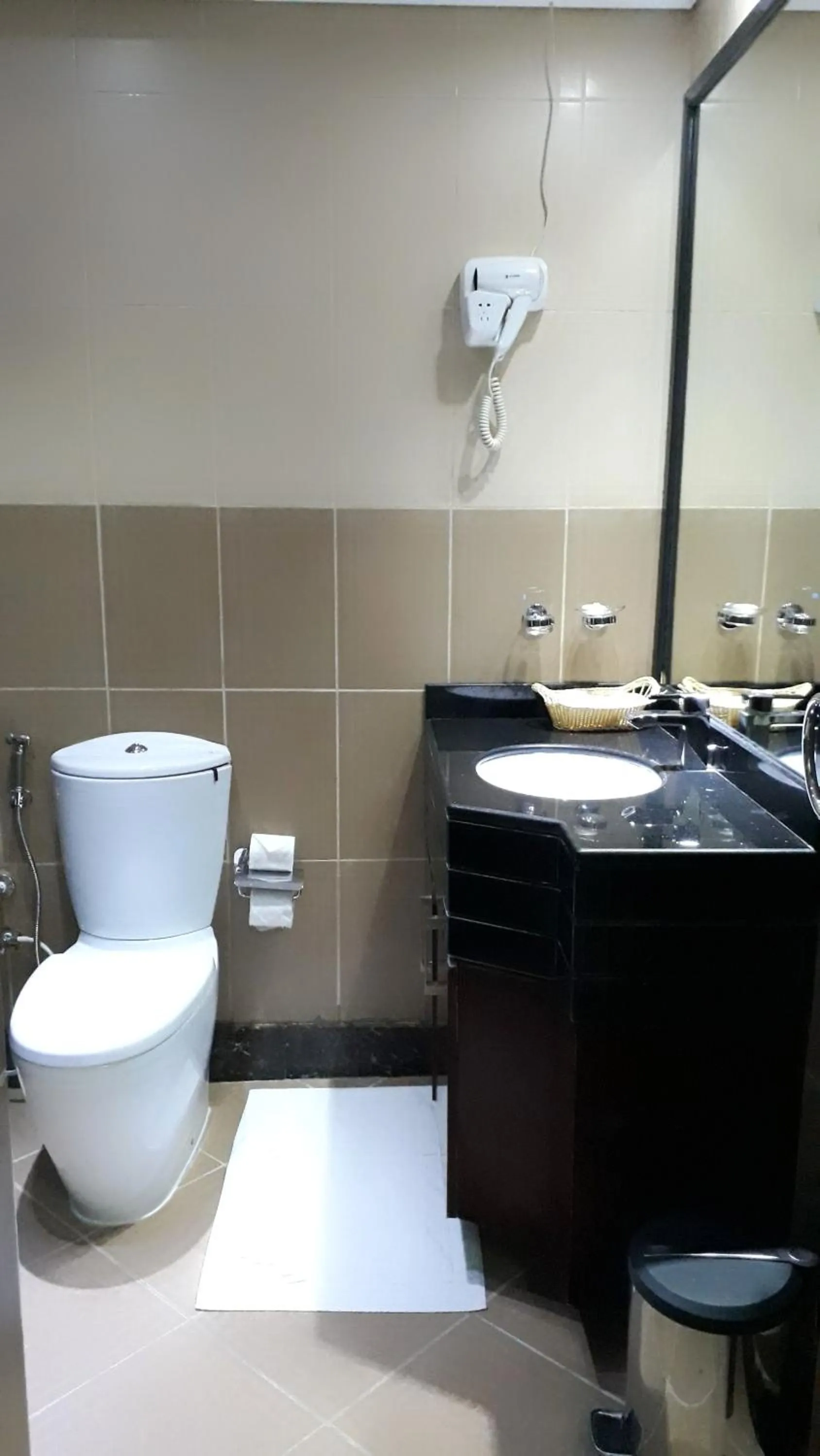 Bathroom in Hala Inn Hotel Apartments - BAITHANS