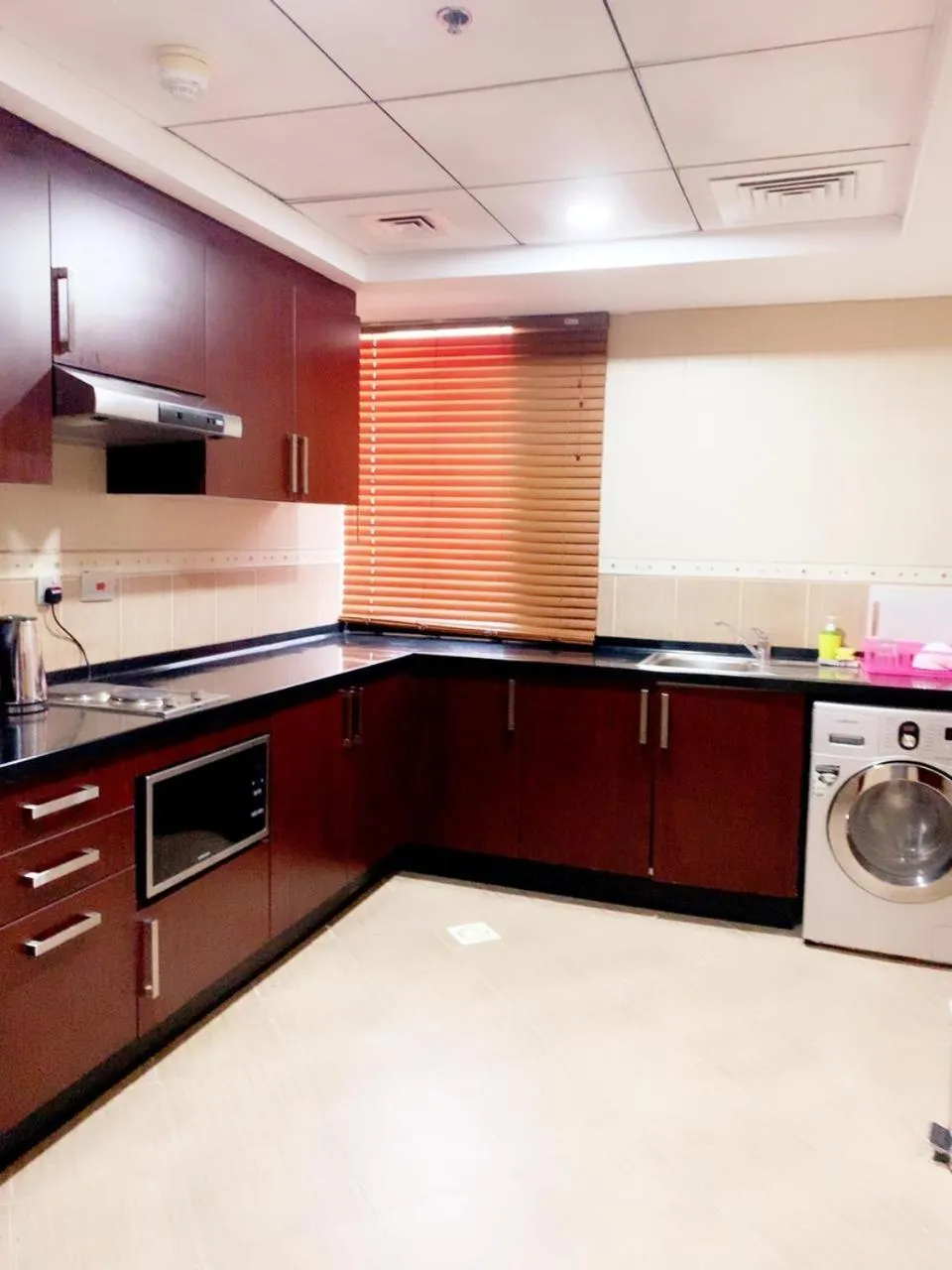Kitchen or kitchenette in Hala Inn Hotel Apartments - BAITHANS