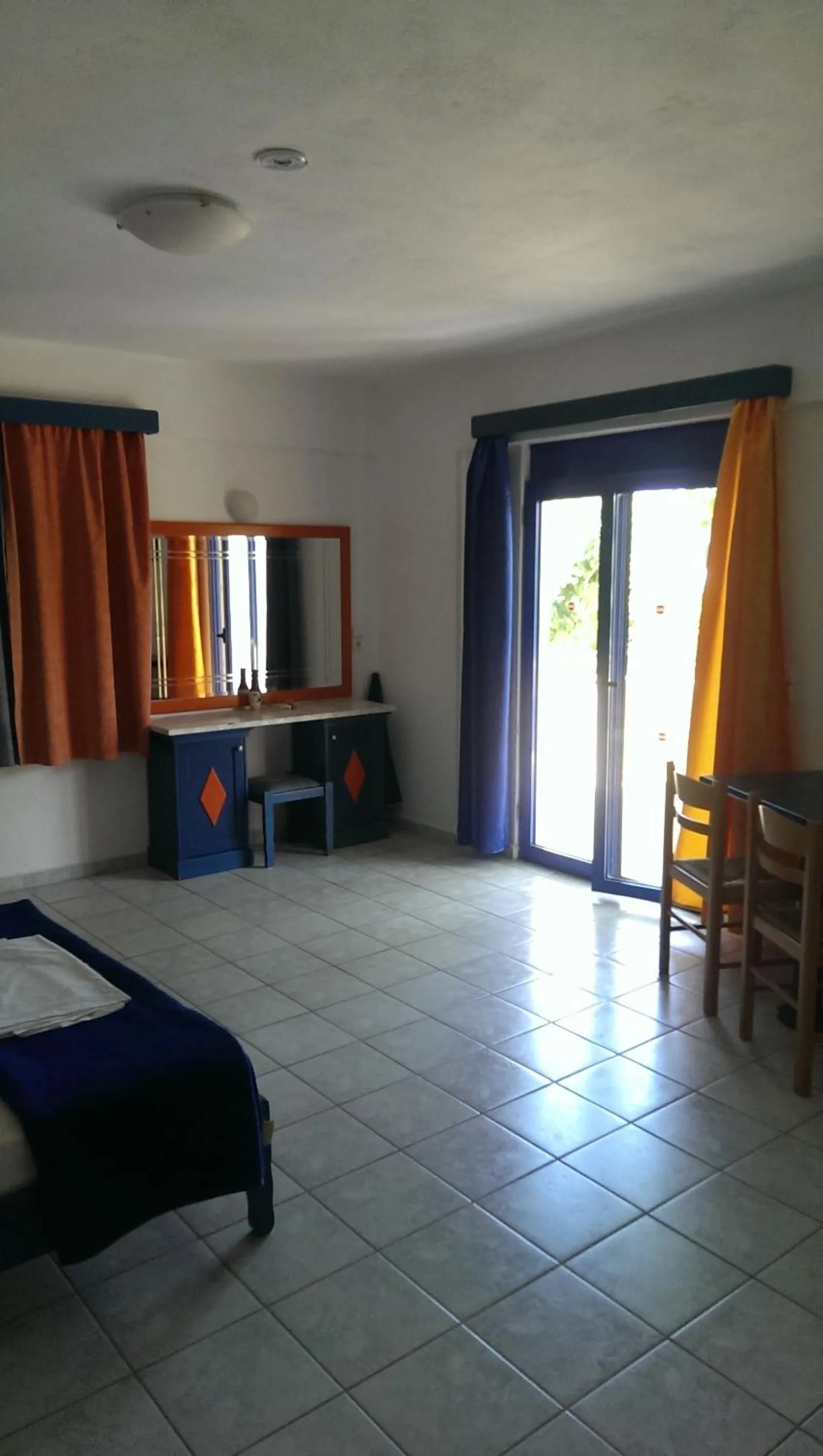 Dining area in Leonidas Studios & Apartments