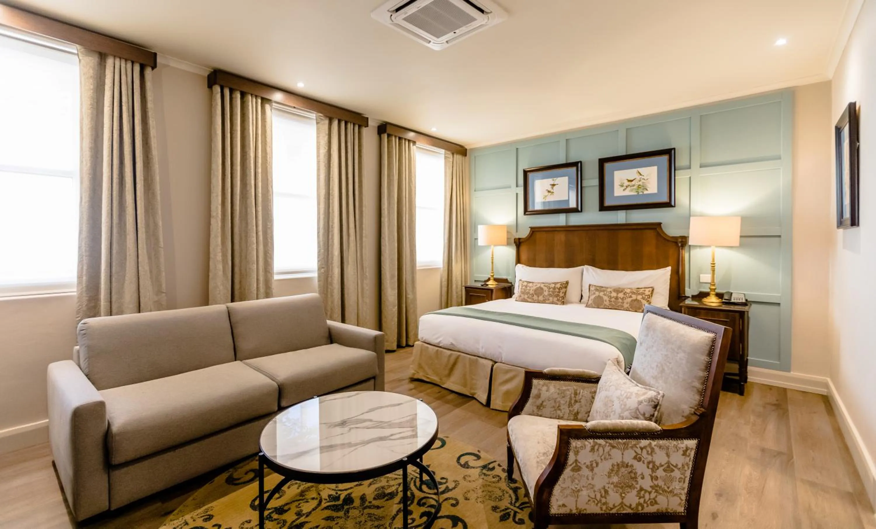 Seating area, Bed in Gold Reef City Theme Park Hotel