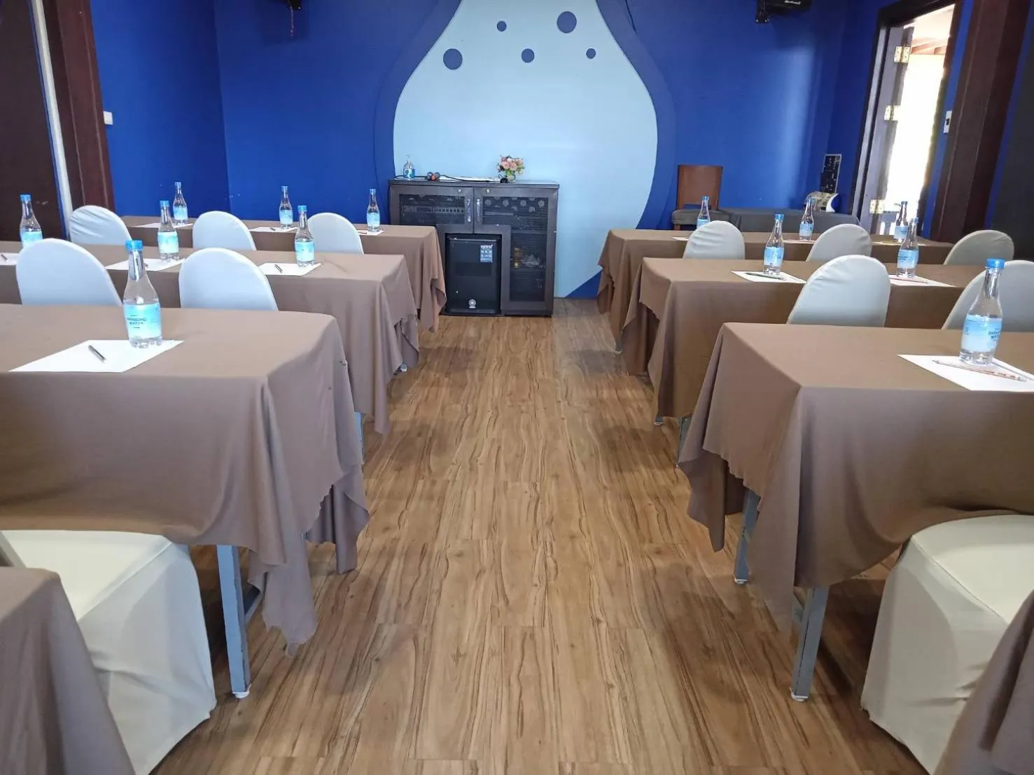 Karaoke in The River Hotel