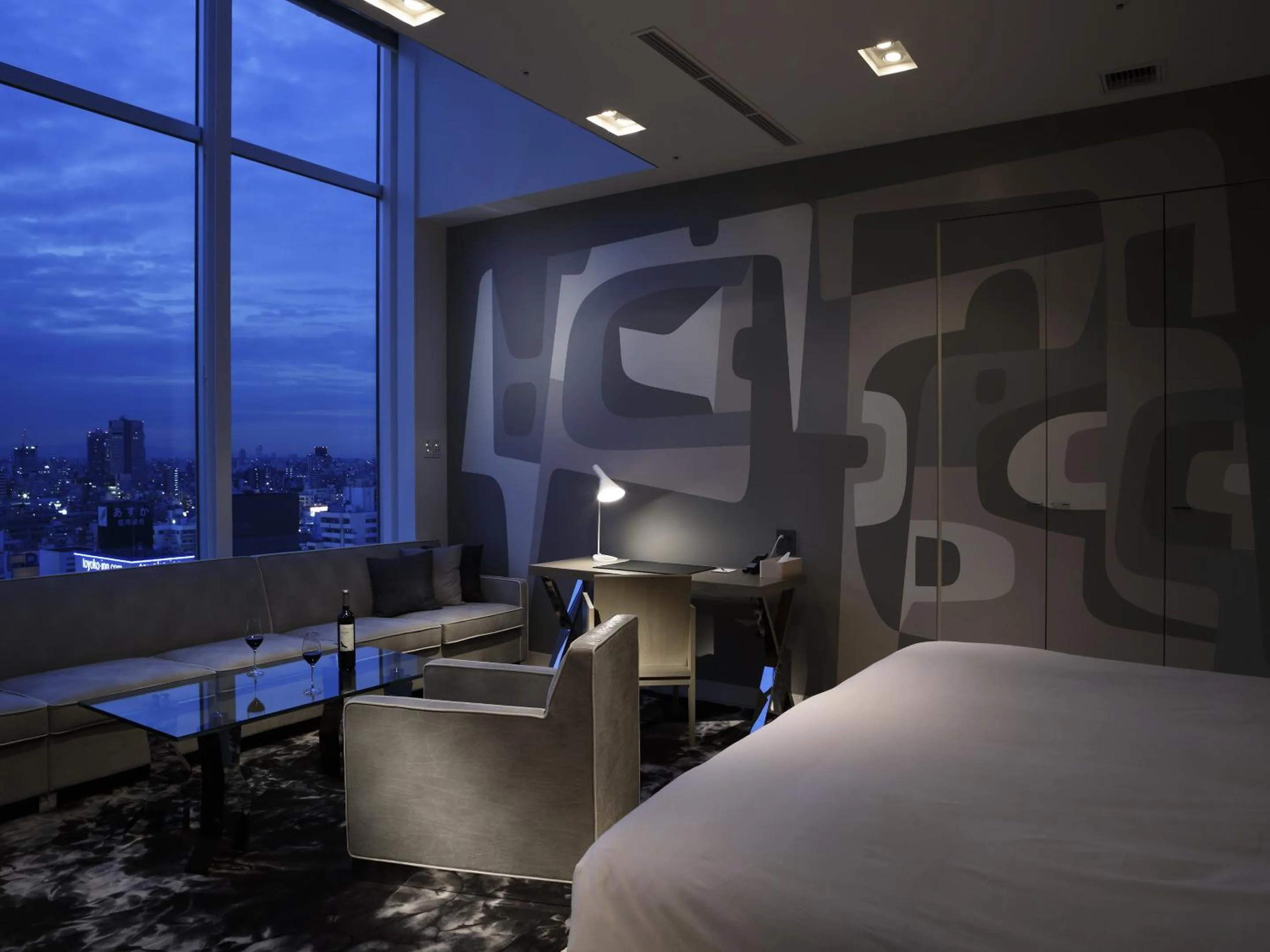 Photo of the whole room, Bed in Shinjuku Granbell Hotel