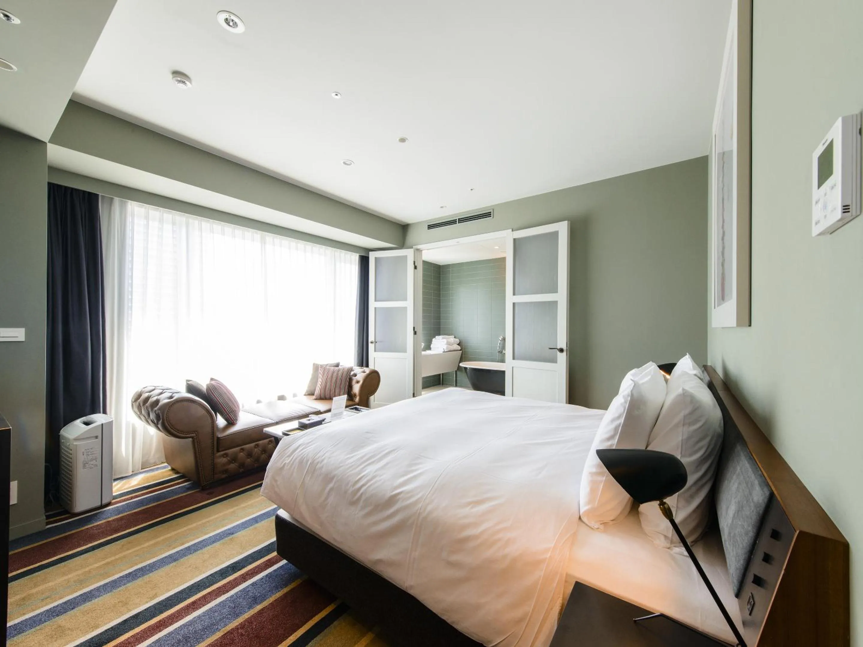 Photo of the whole room, Bed in Shinjuku Granbell Hotel