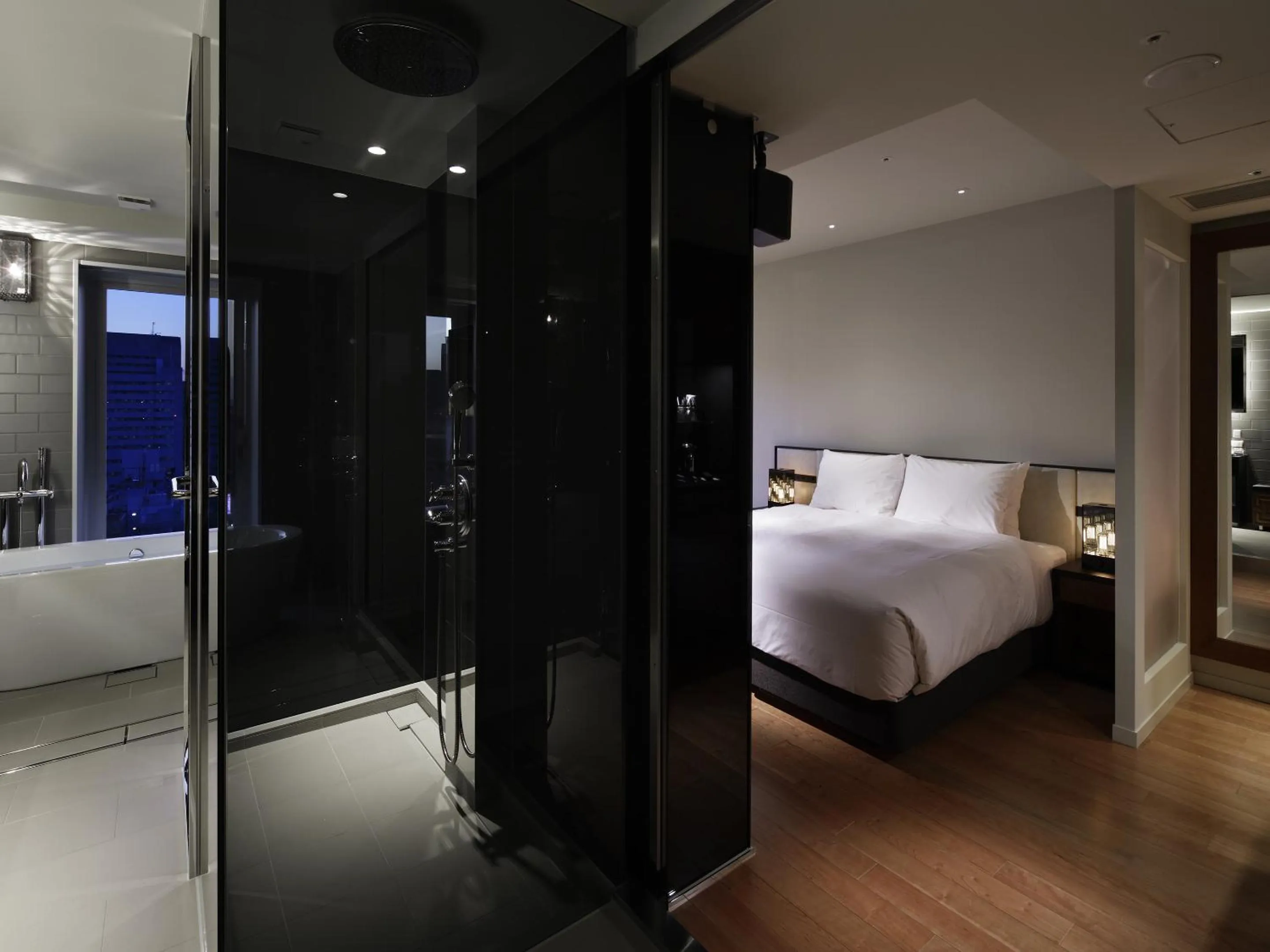 Photo of the whole room, Bed in Shinjuku Granbell Hotel