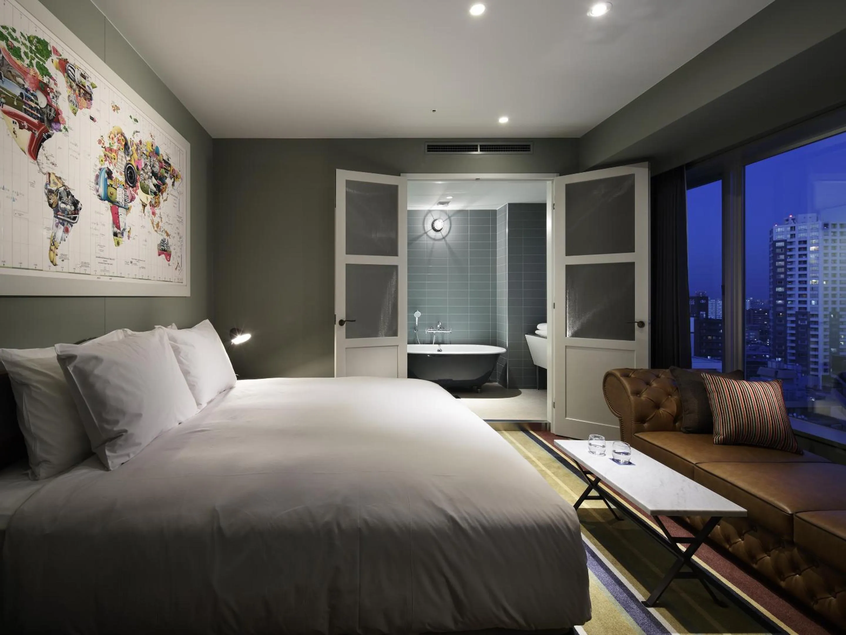 Photo of the whole room, Bed in Shinjuku Granbell Hotel