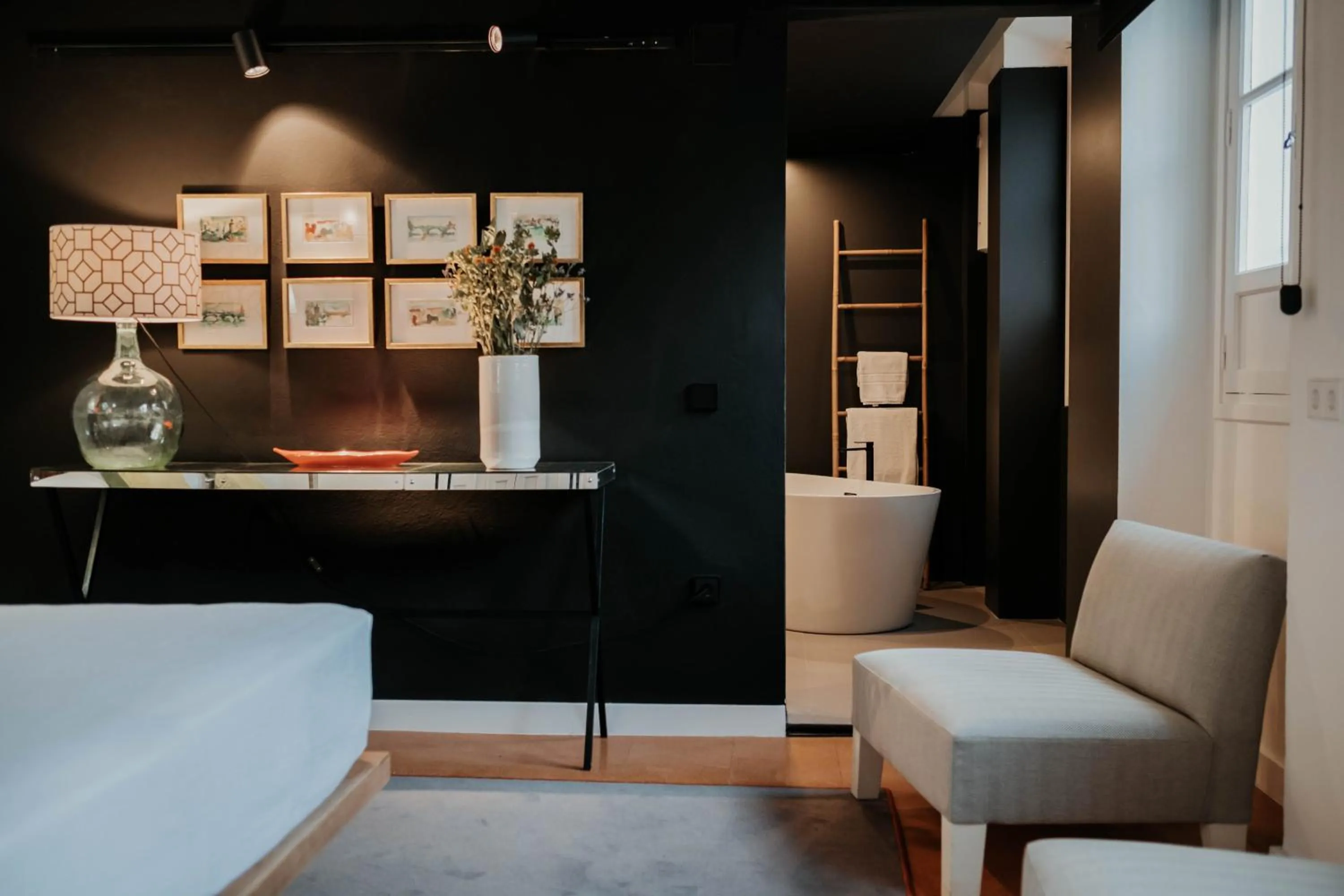 Photo of the whole room, Bed in MDD4 Health Experience Hotel - Adults Only