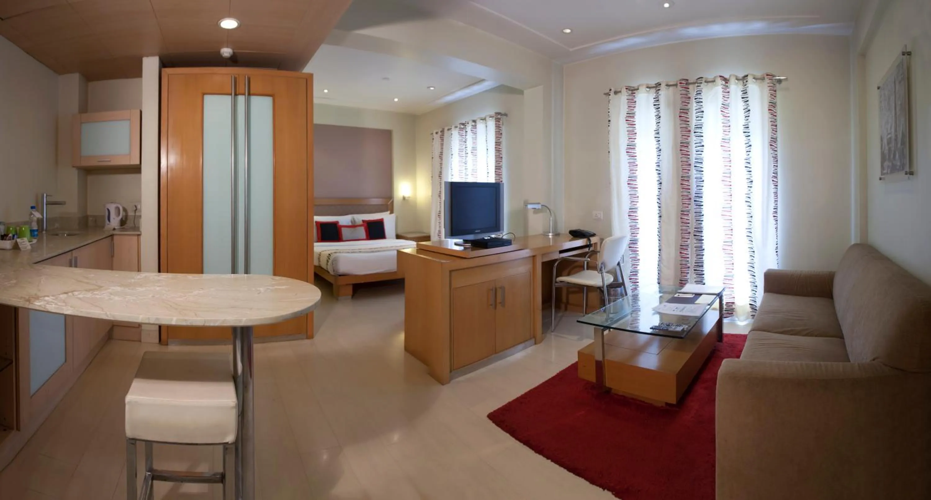 Photo of the whole room in Avalon Courtyard Residence Suites