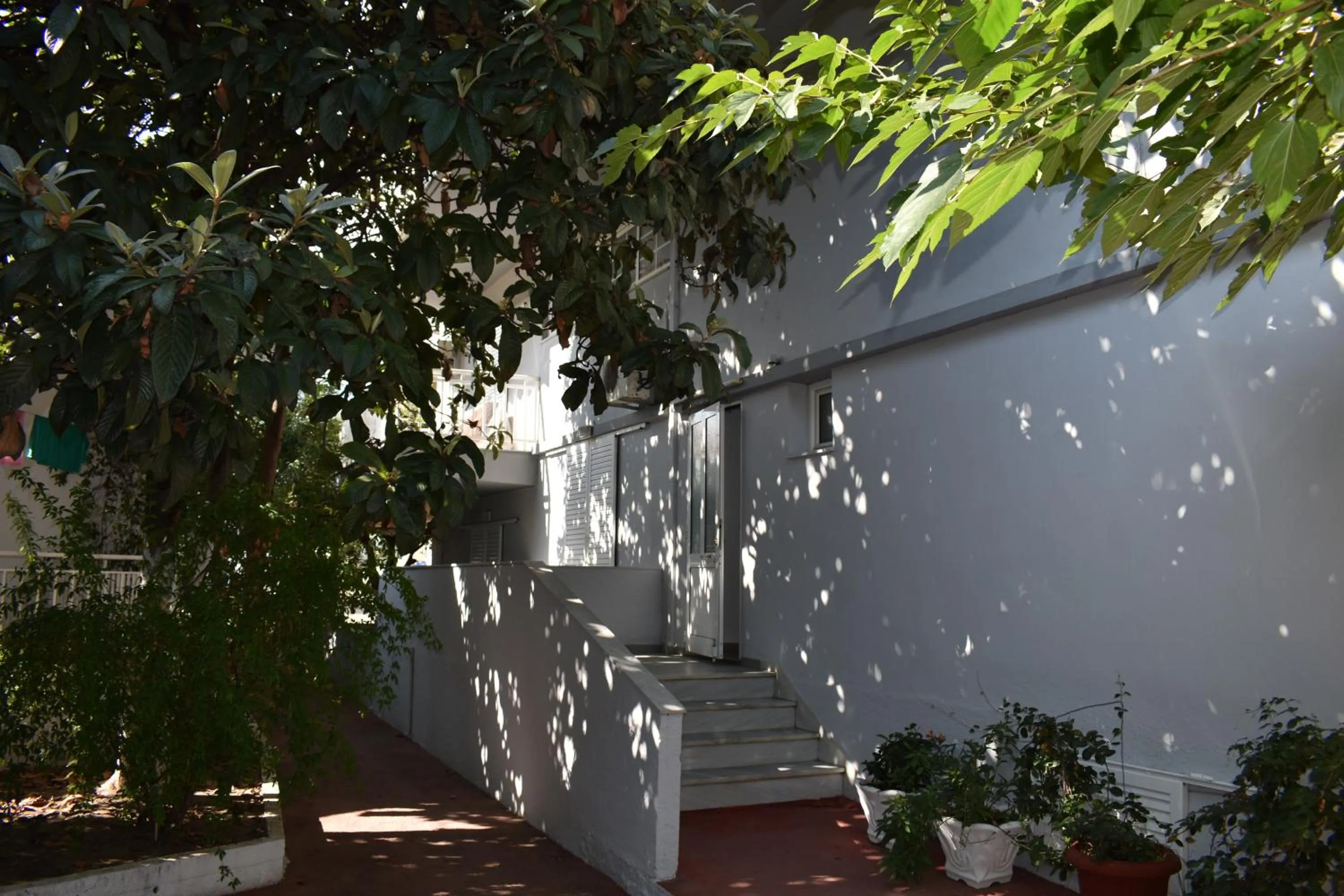 Galanis Studios and Apartments