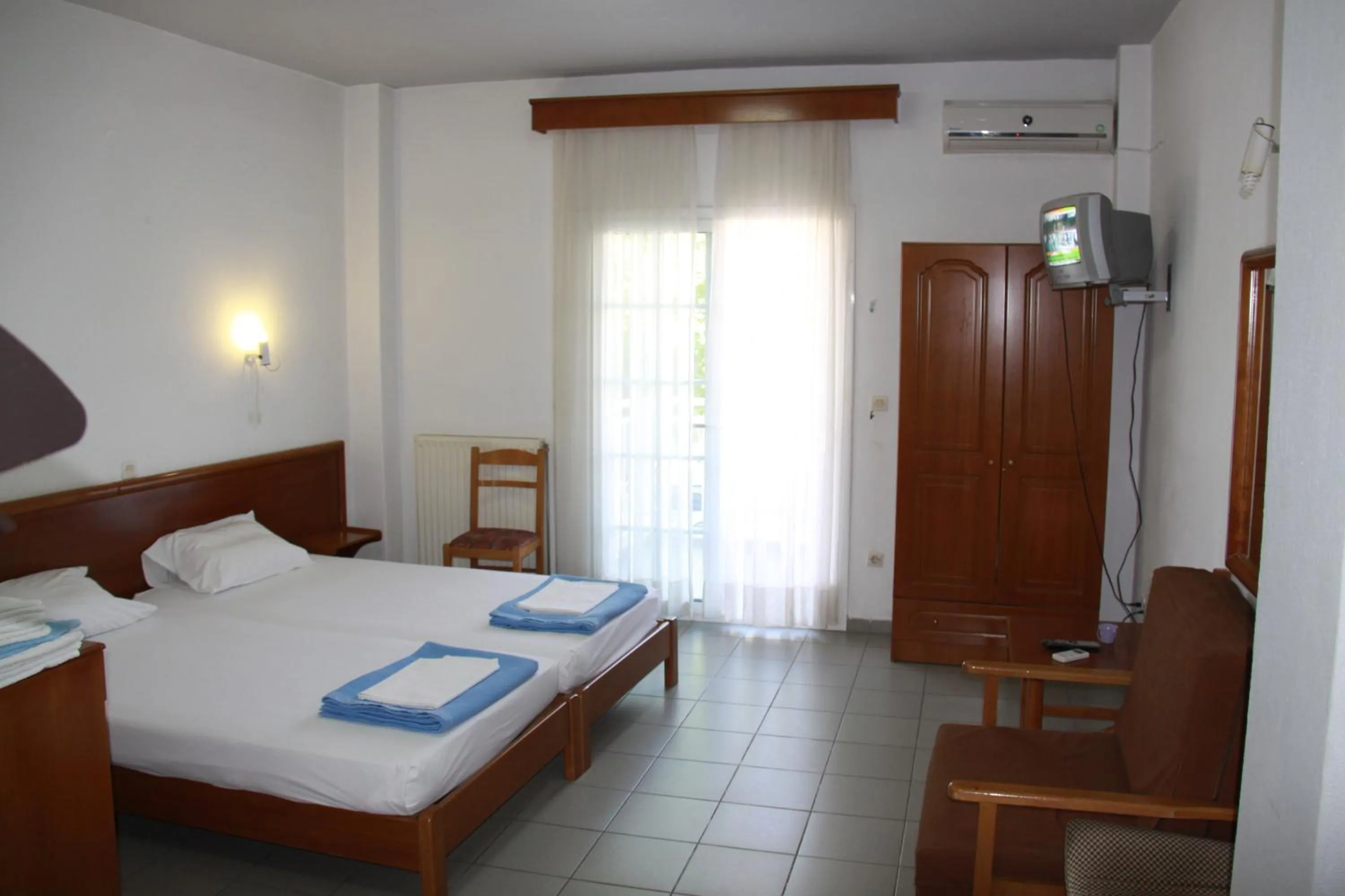 Day, Bed in Galanis Studios and Apartments