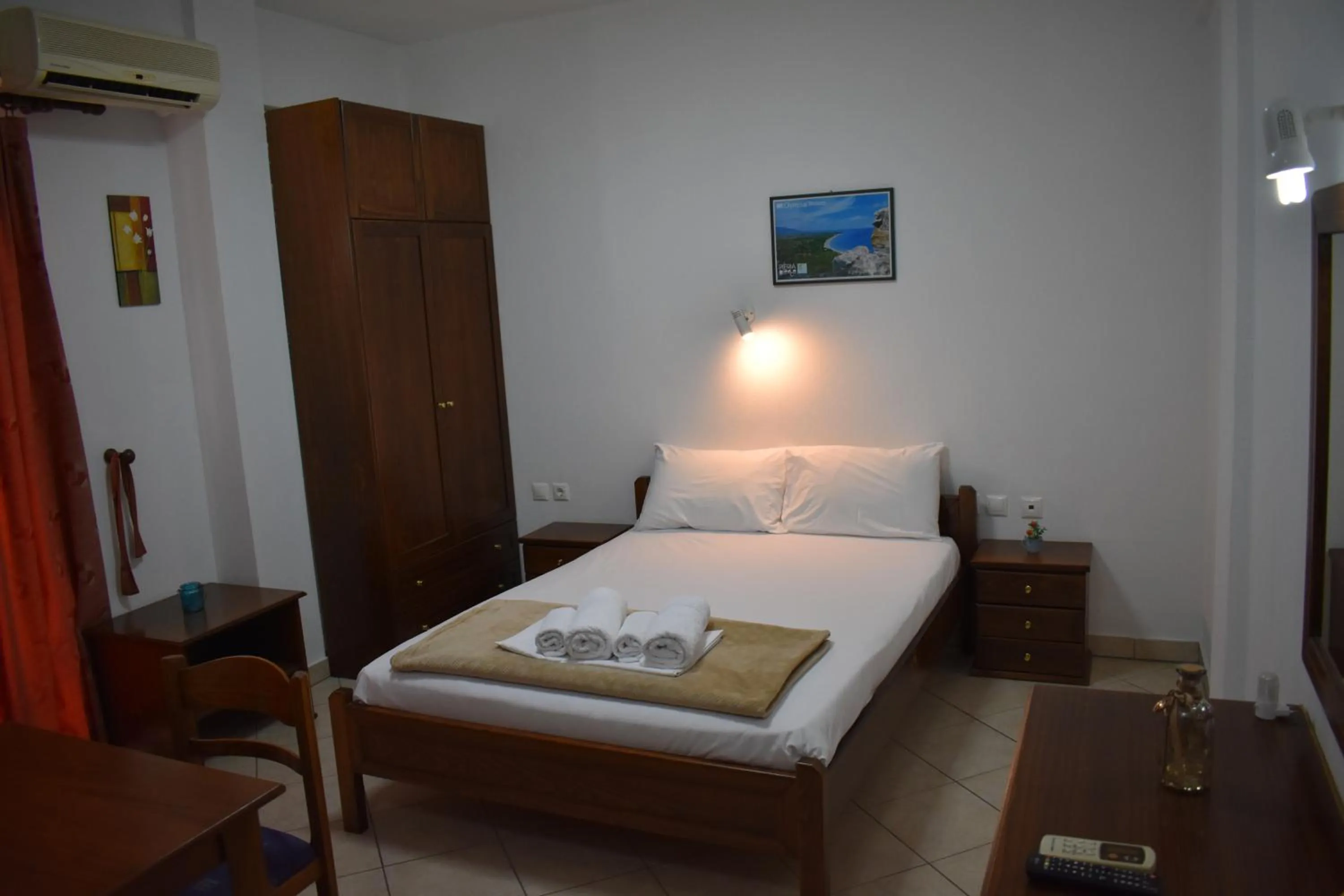 Bed in Galanis Studios and Apartments