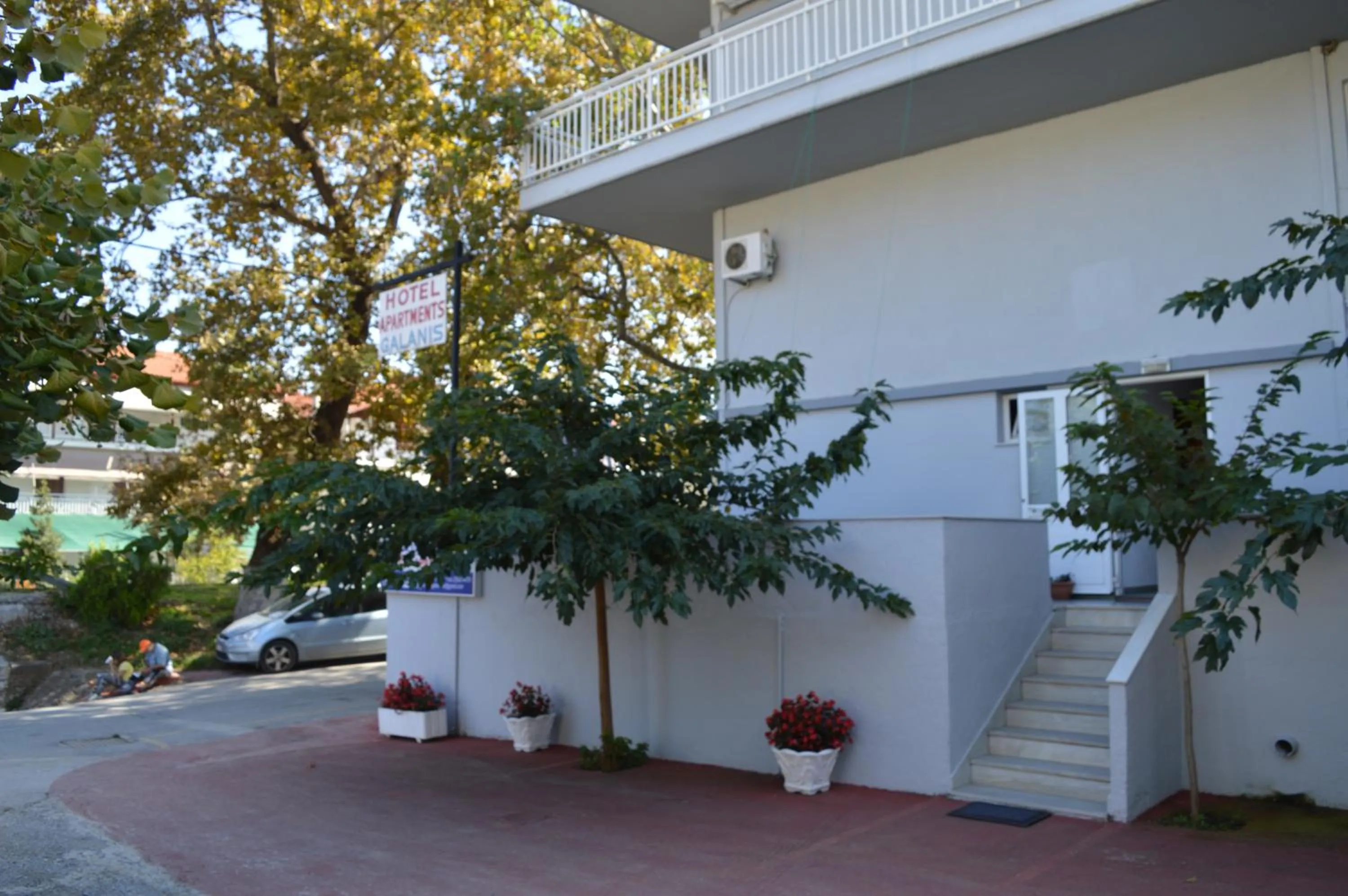 Property building in Galanis Studios and Apartments