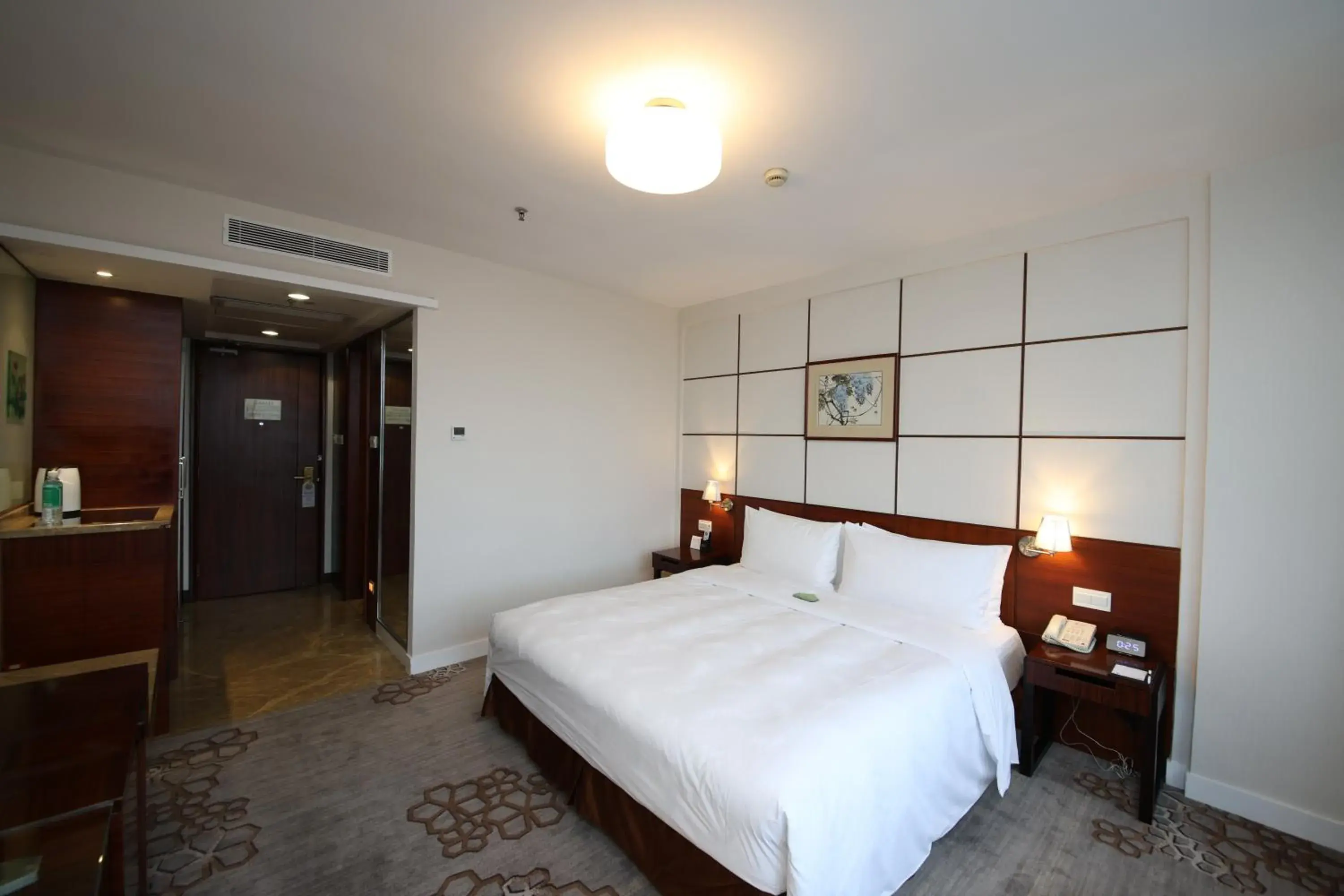 Standard Double Room in Liuhua Hotel Standard Double Room in Liuhua Hotel