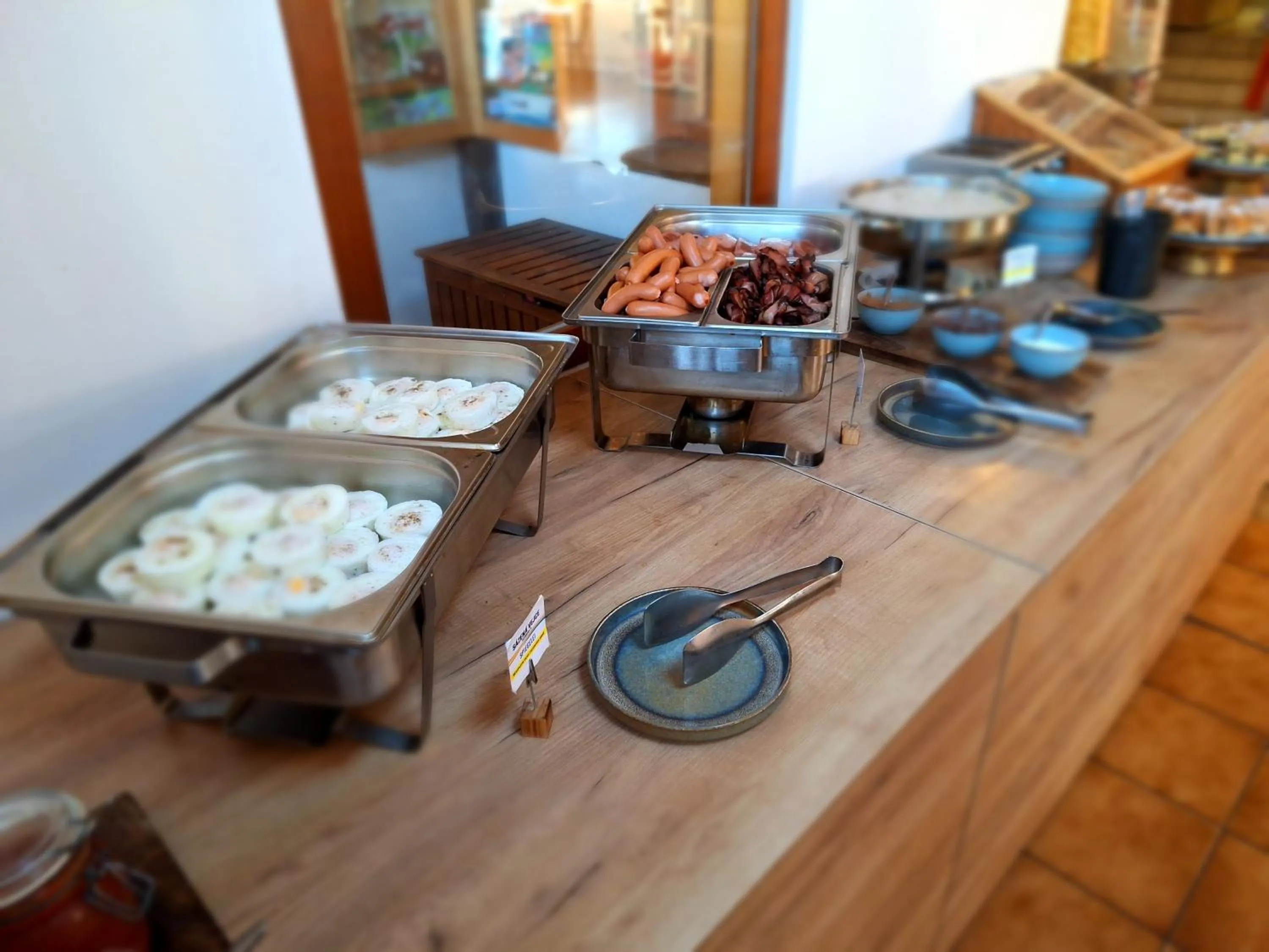 Buffet breakfast in Hotel Na Pláži