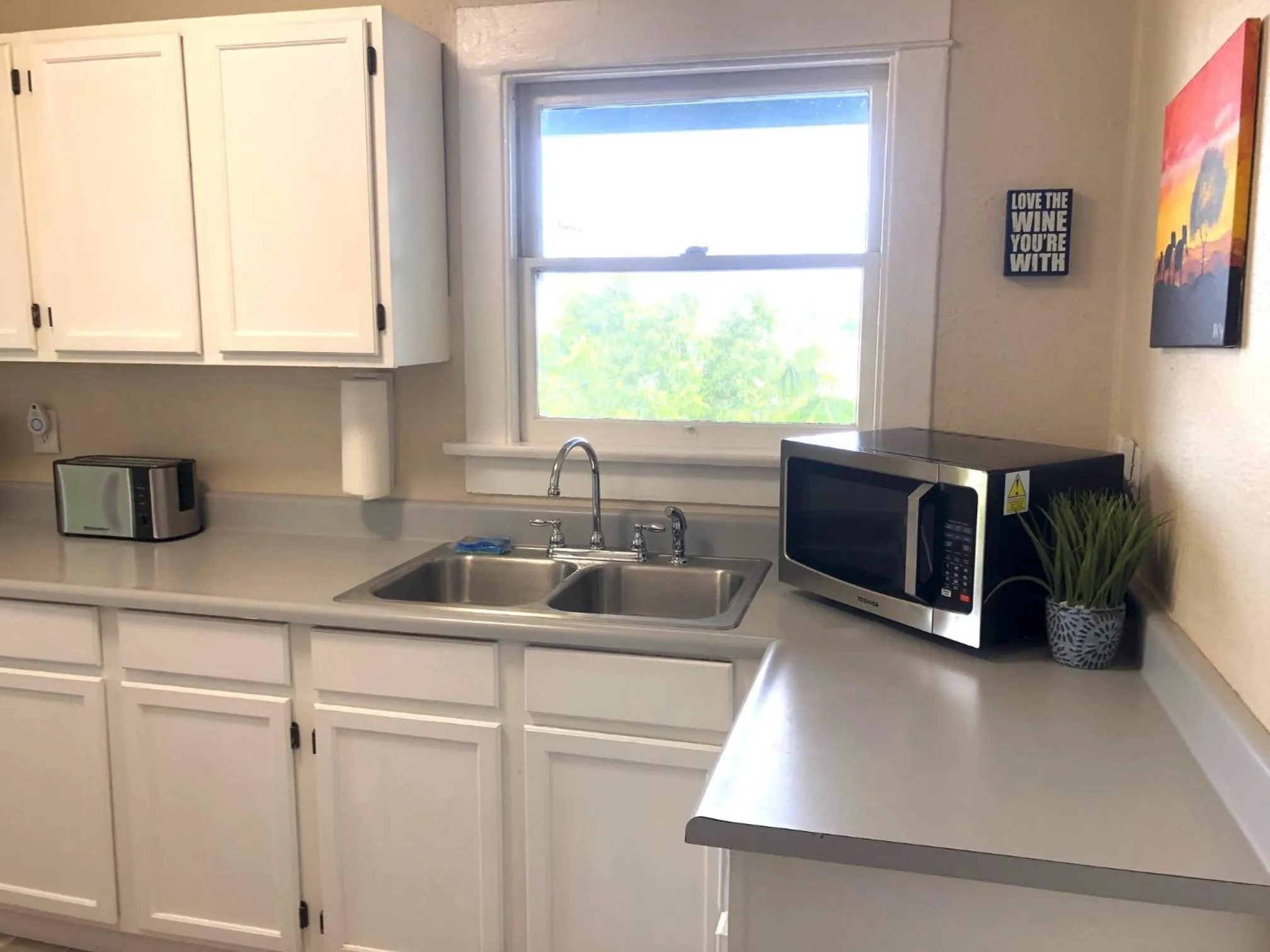 Kitchen or kitchenette in Viva San Diego